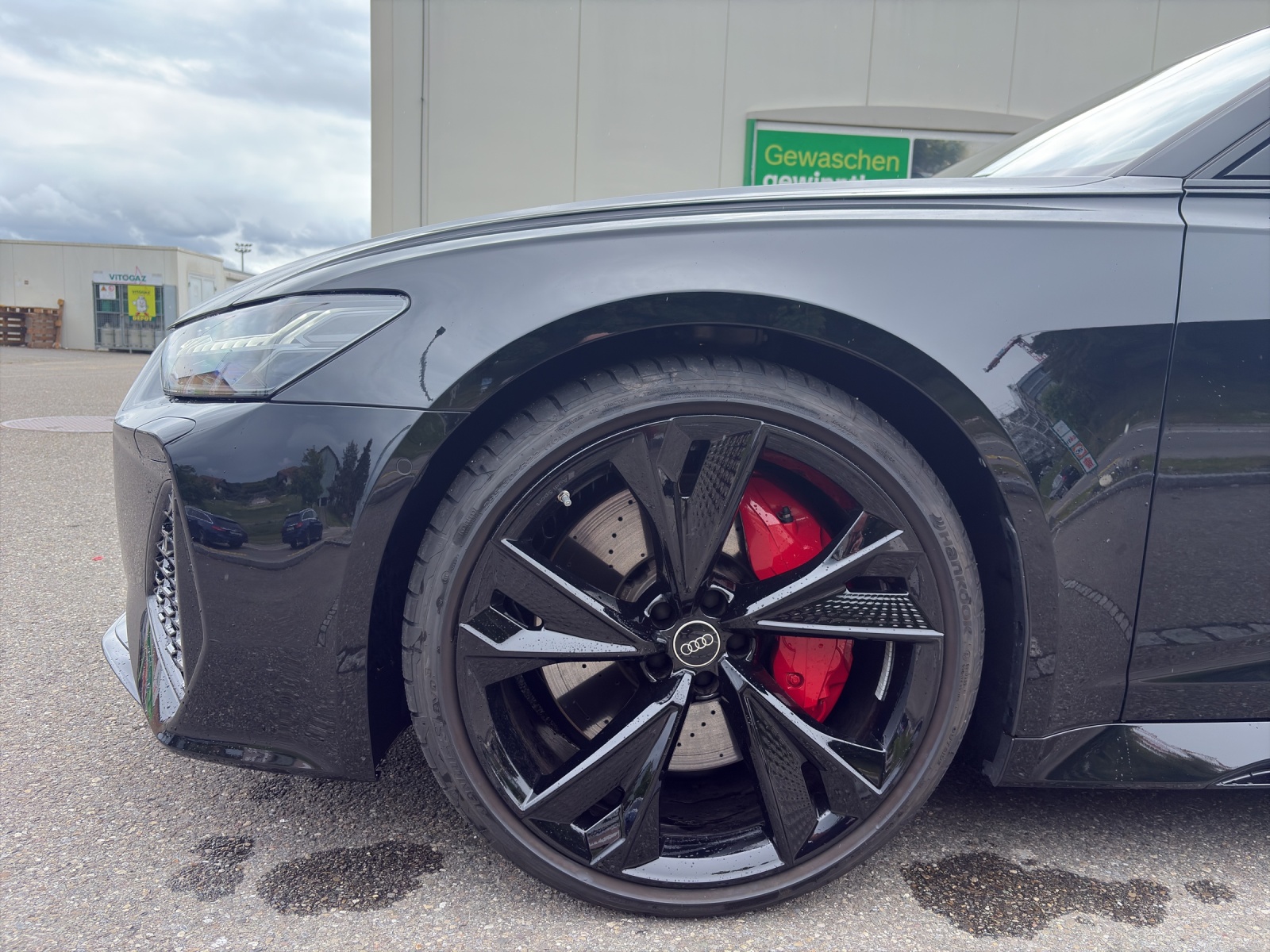 AUDI RS6 Avant 4.0 V8 TFSI quattro T-Tronic-image-13