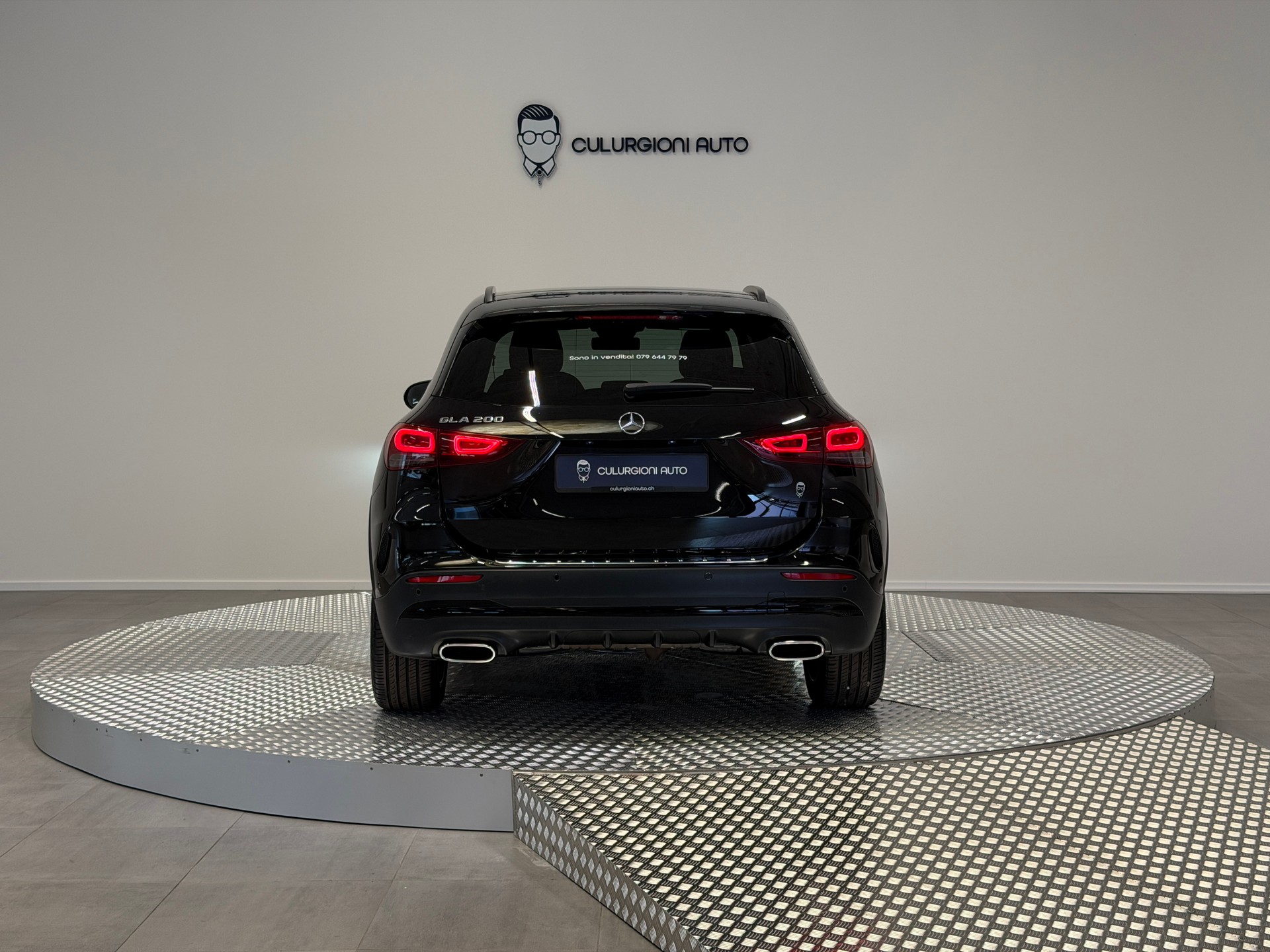 MERCEDES-BENZ GLA 200 Edition 1. 7G-DCT-image-5
