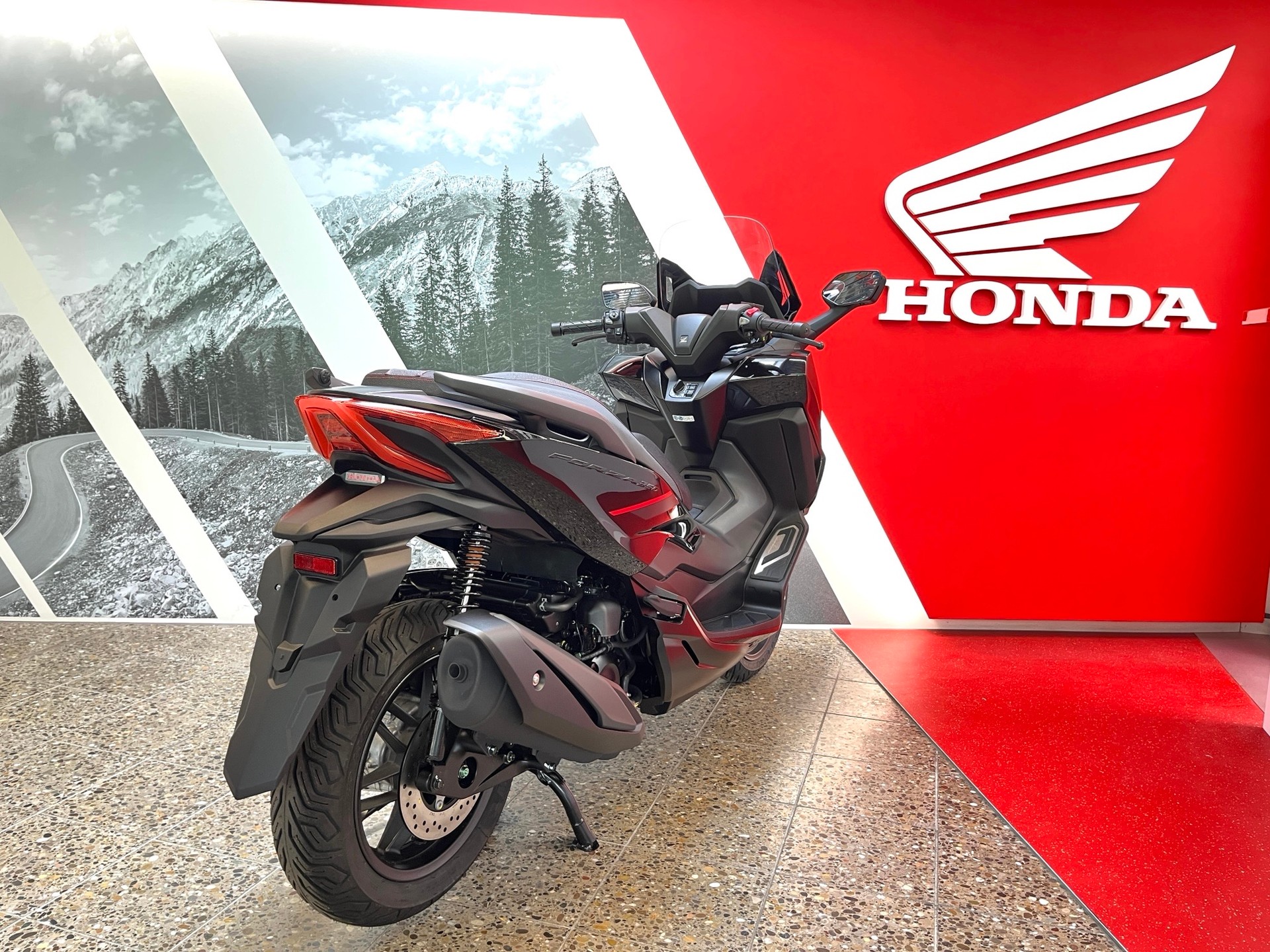HONDA NSS 350 Special Edition-image-2