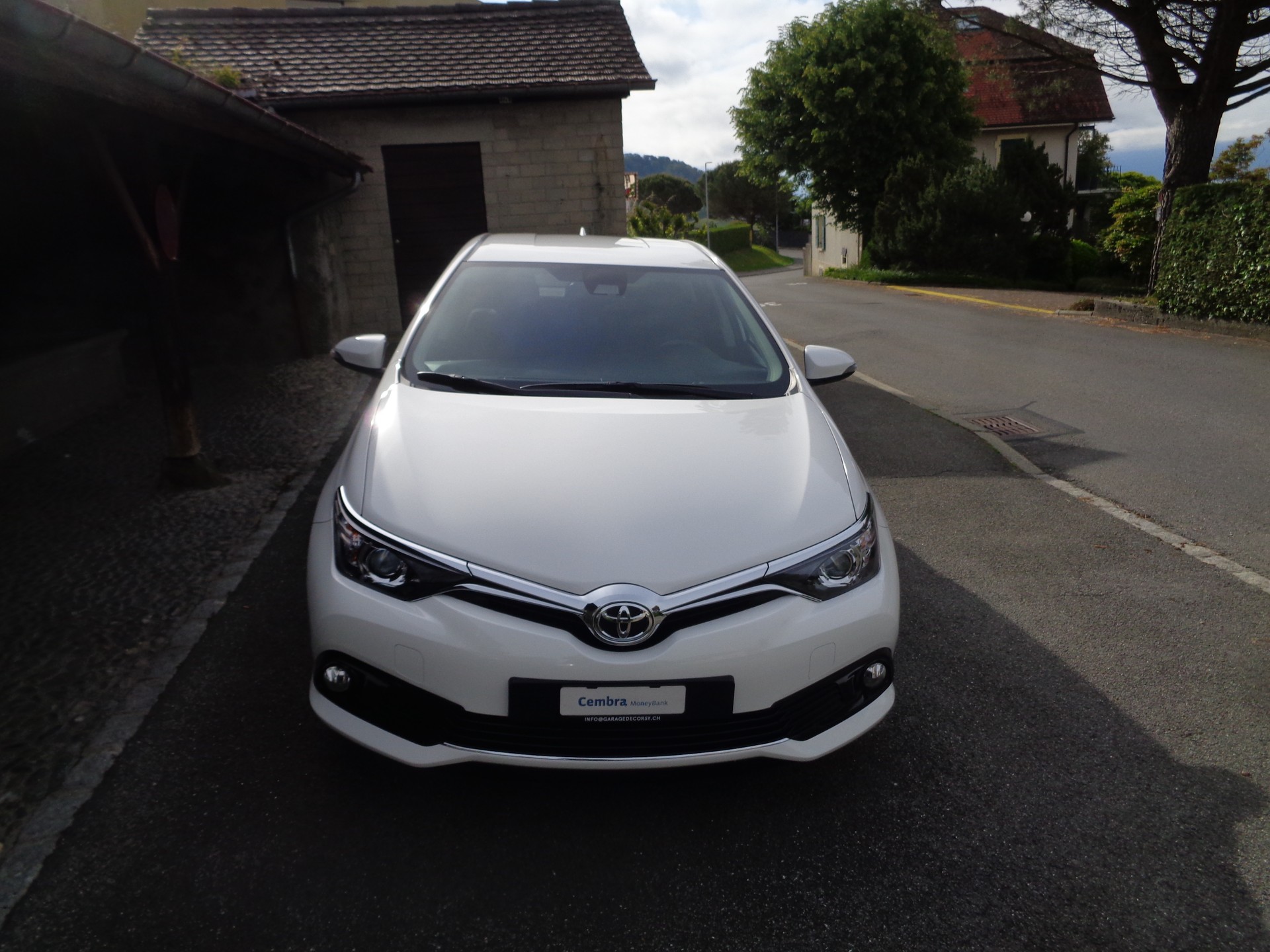 TOYOTA Auris 1.2 Turbo Trend CVT-image-2