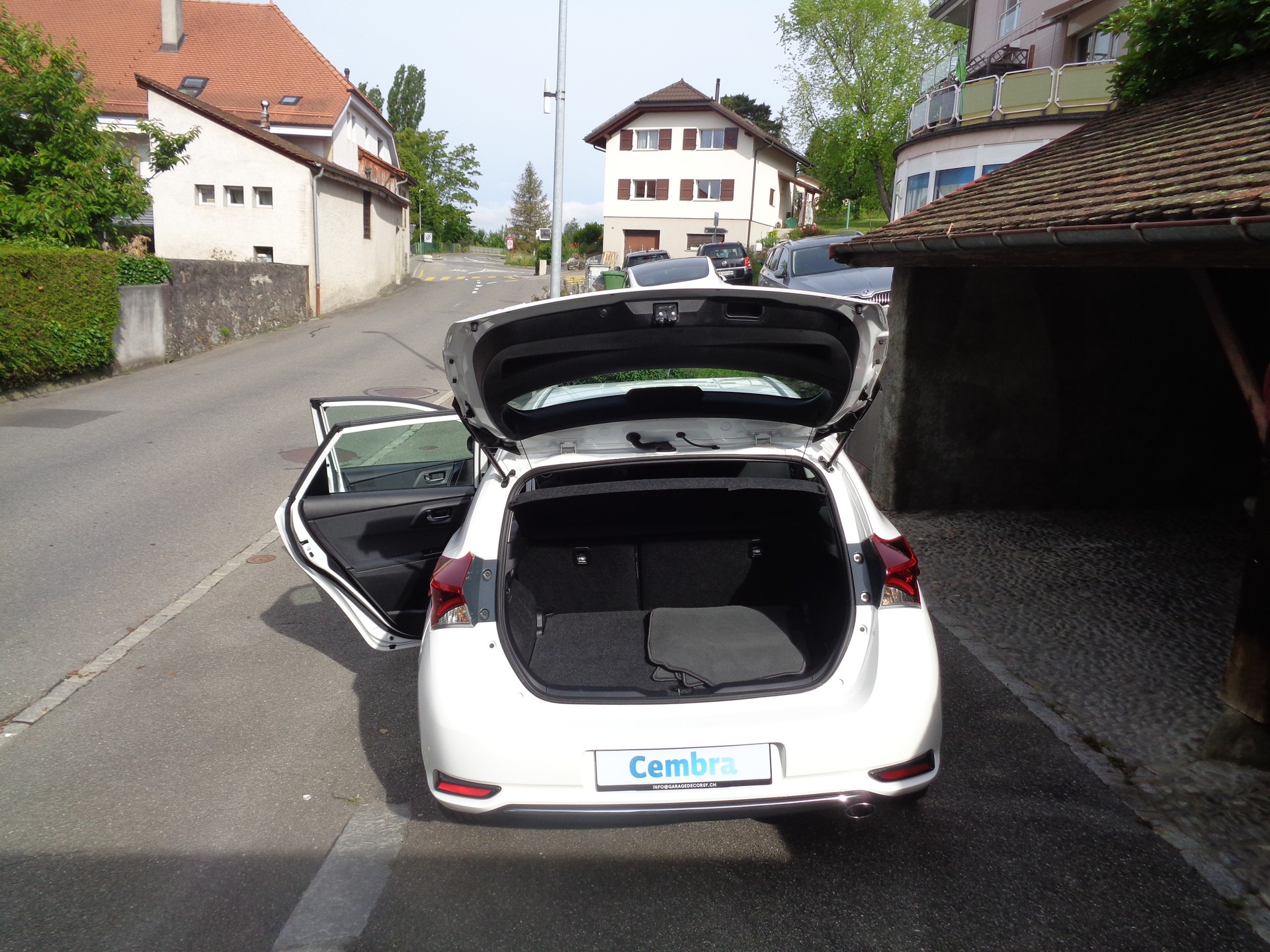 TOYOTA Auris 1.2 Turbo Trend CVT-image-8