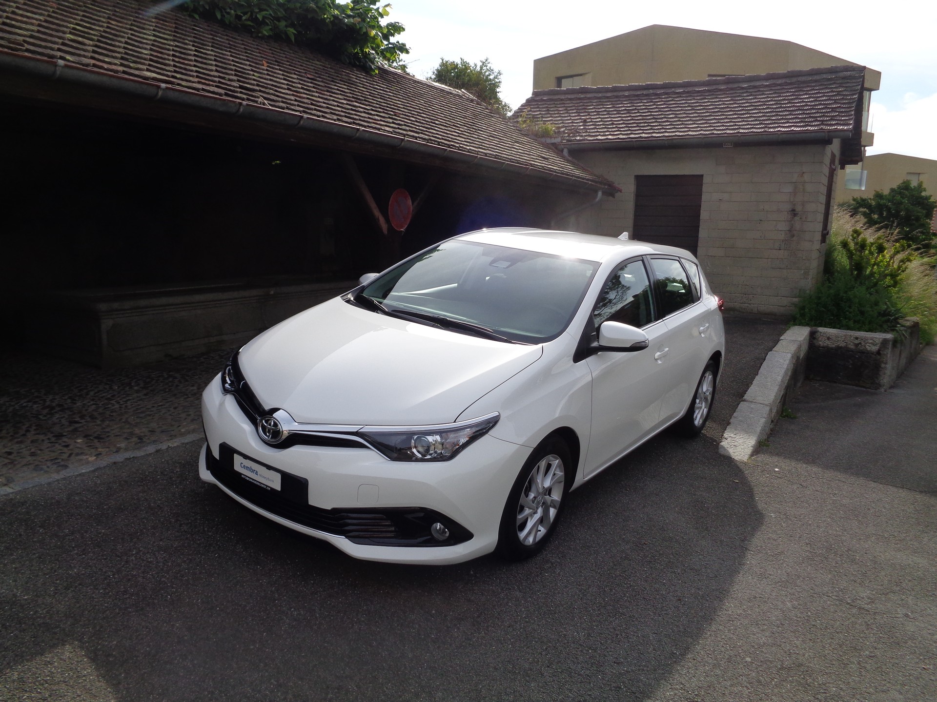 TOYOTA Auris 1.2 Turbo Trend CVT-image-1