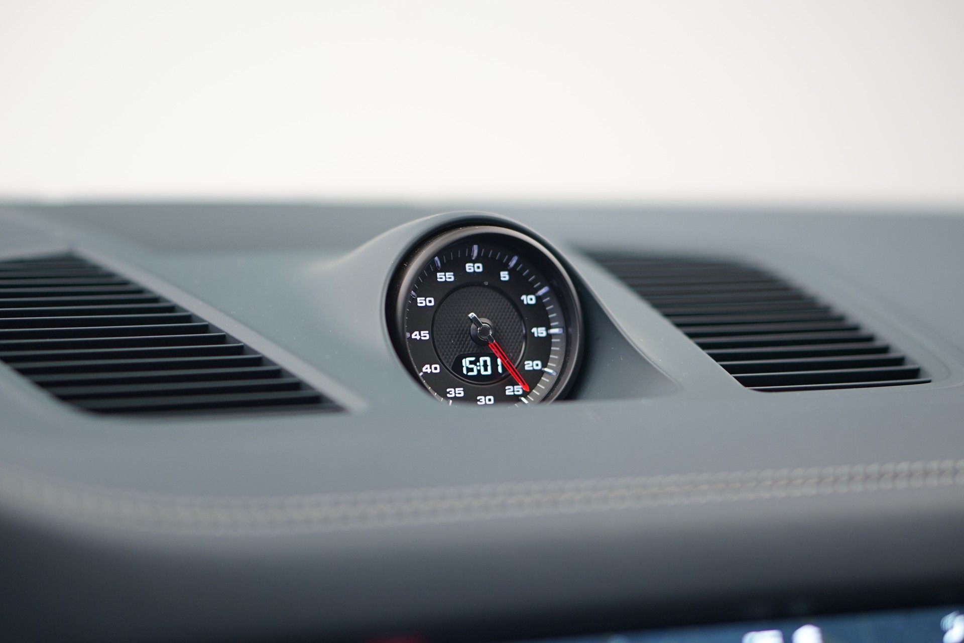 PORSCHE Cayenne Turbo *CH-Fahrzeug*-image-23