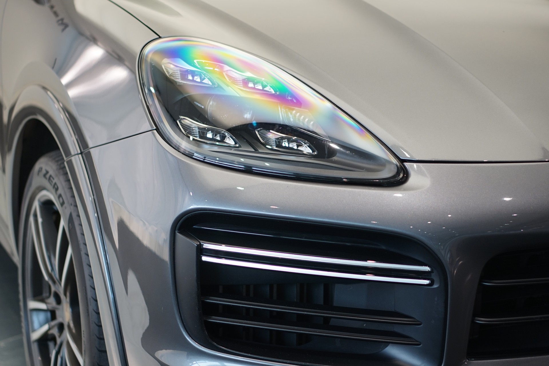 PORSCHE Cayenne Turbo *CH-Fahrzeug*-image-42