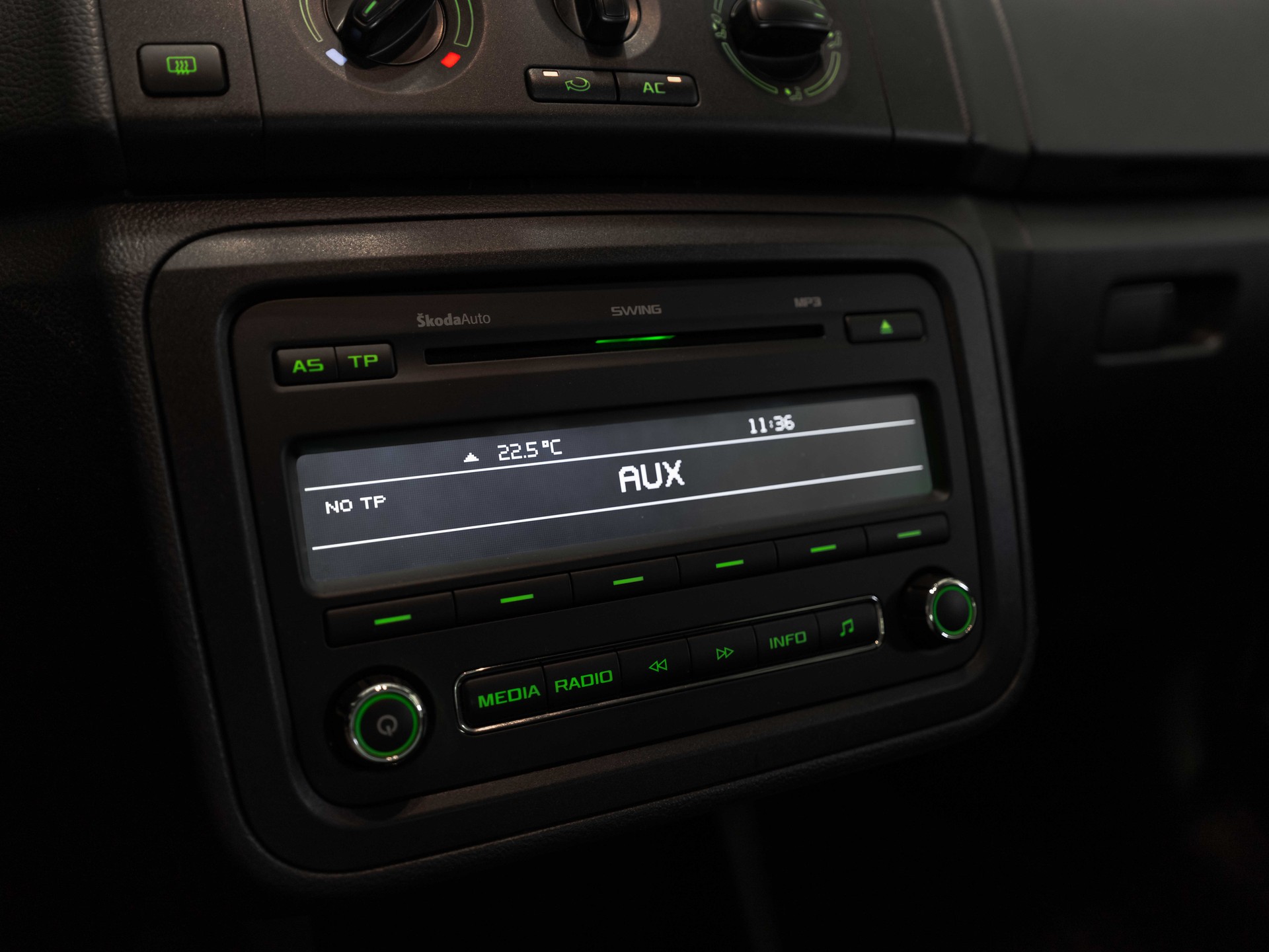 SKODA Fabia 1.2 Ambition-image-25