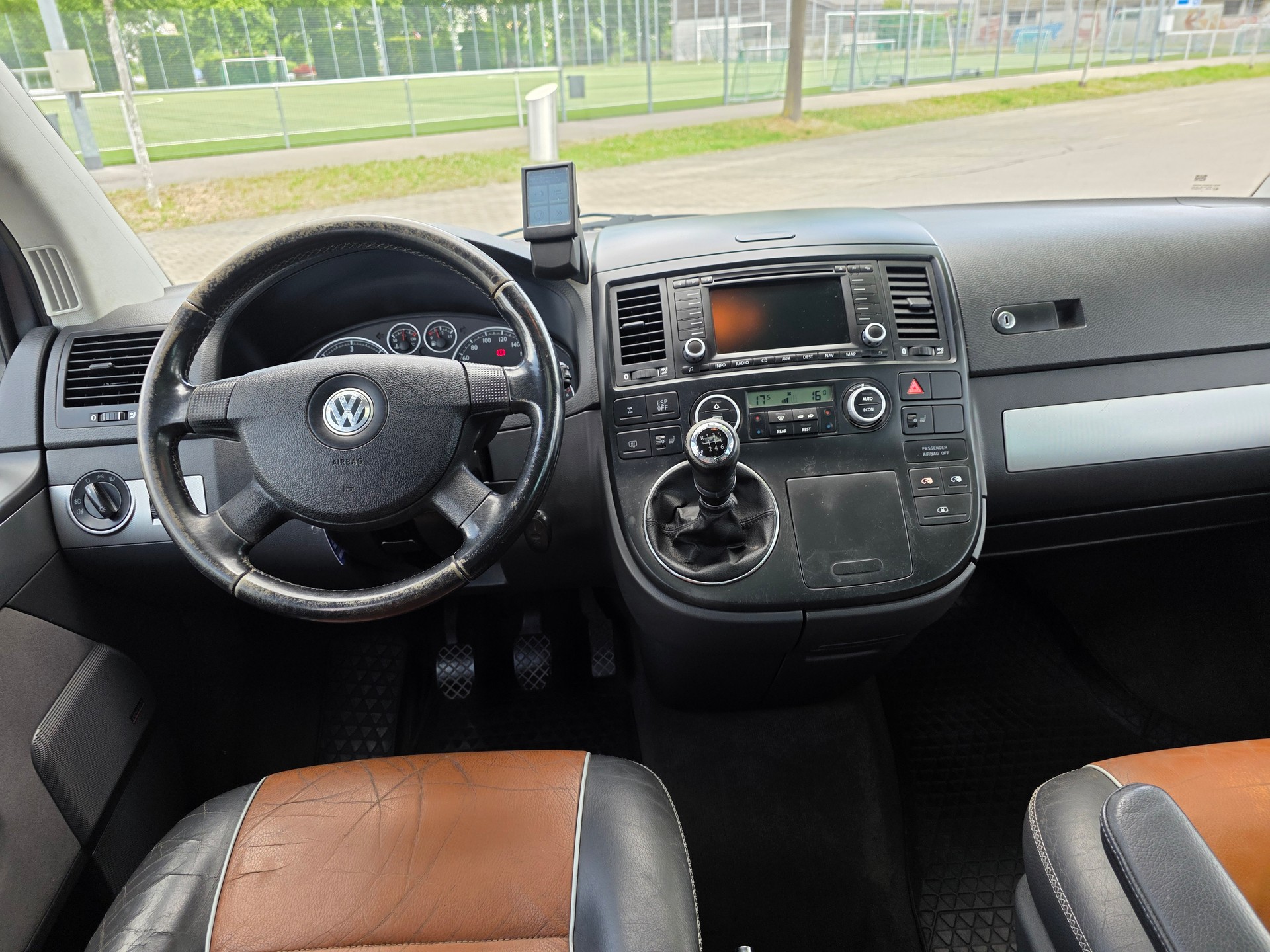 VW T5 Multivan Panamerica 2.5 TDI 4M-image-11