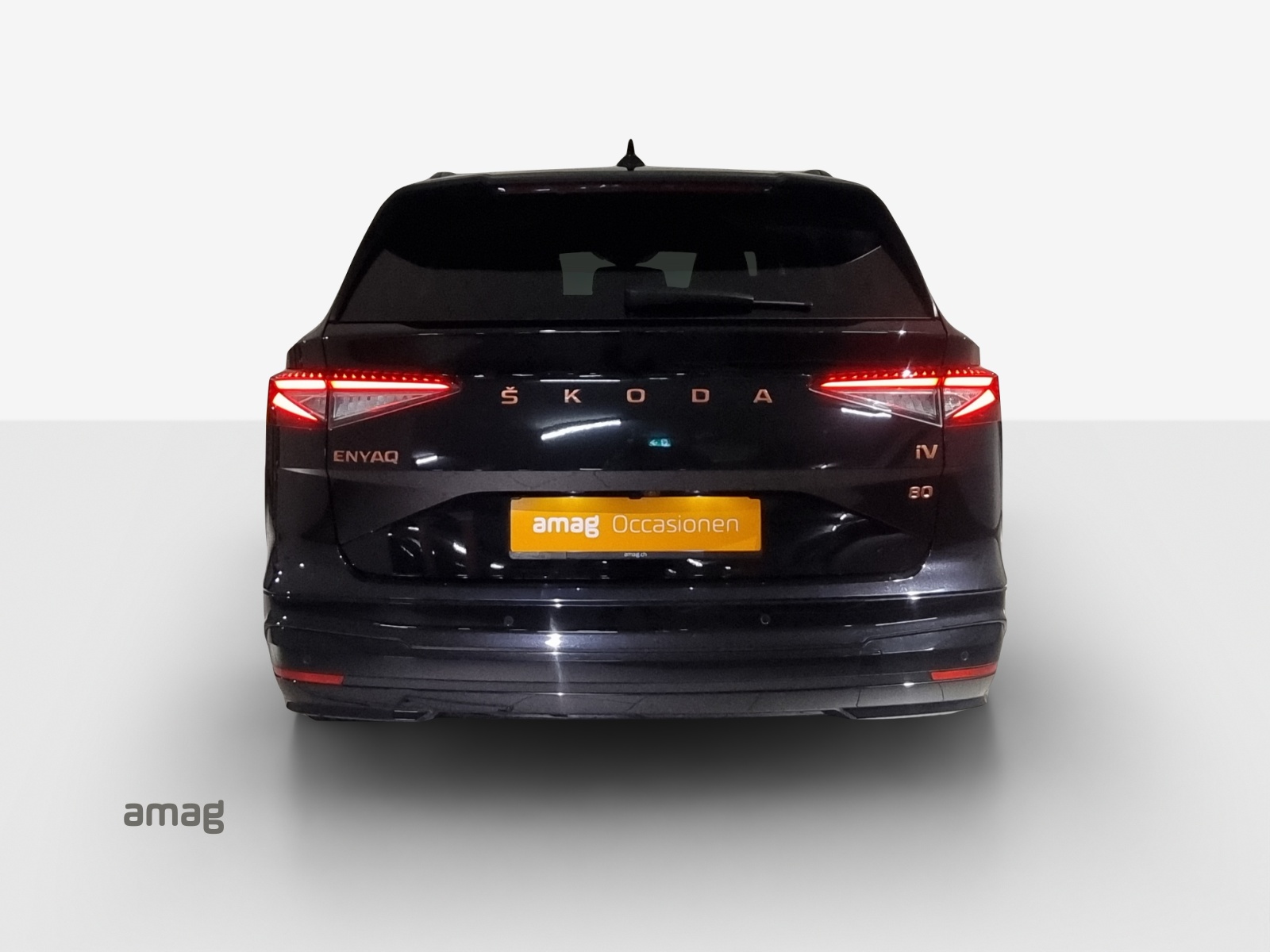SKODA Enyaq iV 80x Founders Edition-showroom-element-3