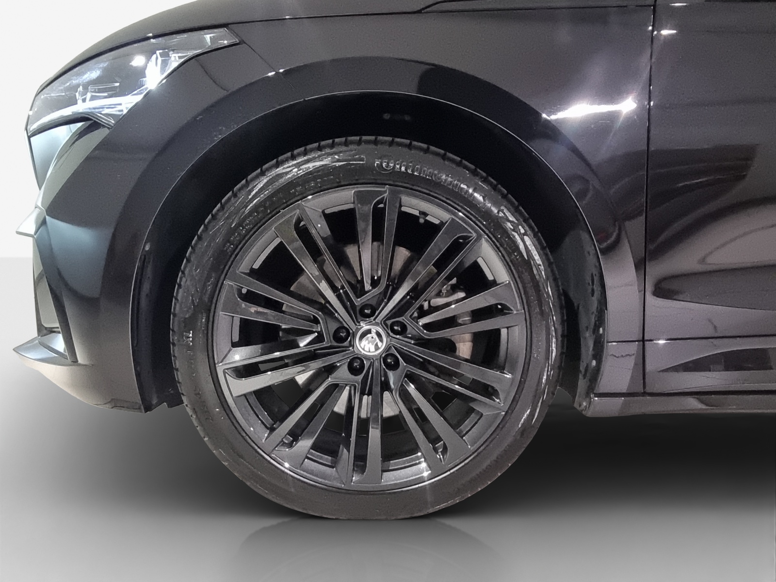 SKODA Enyaq iV 80x Founders Edition-image-13