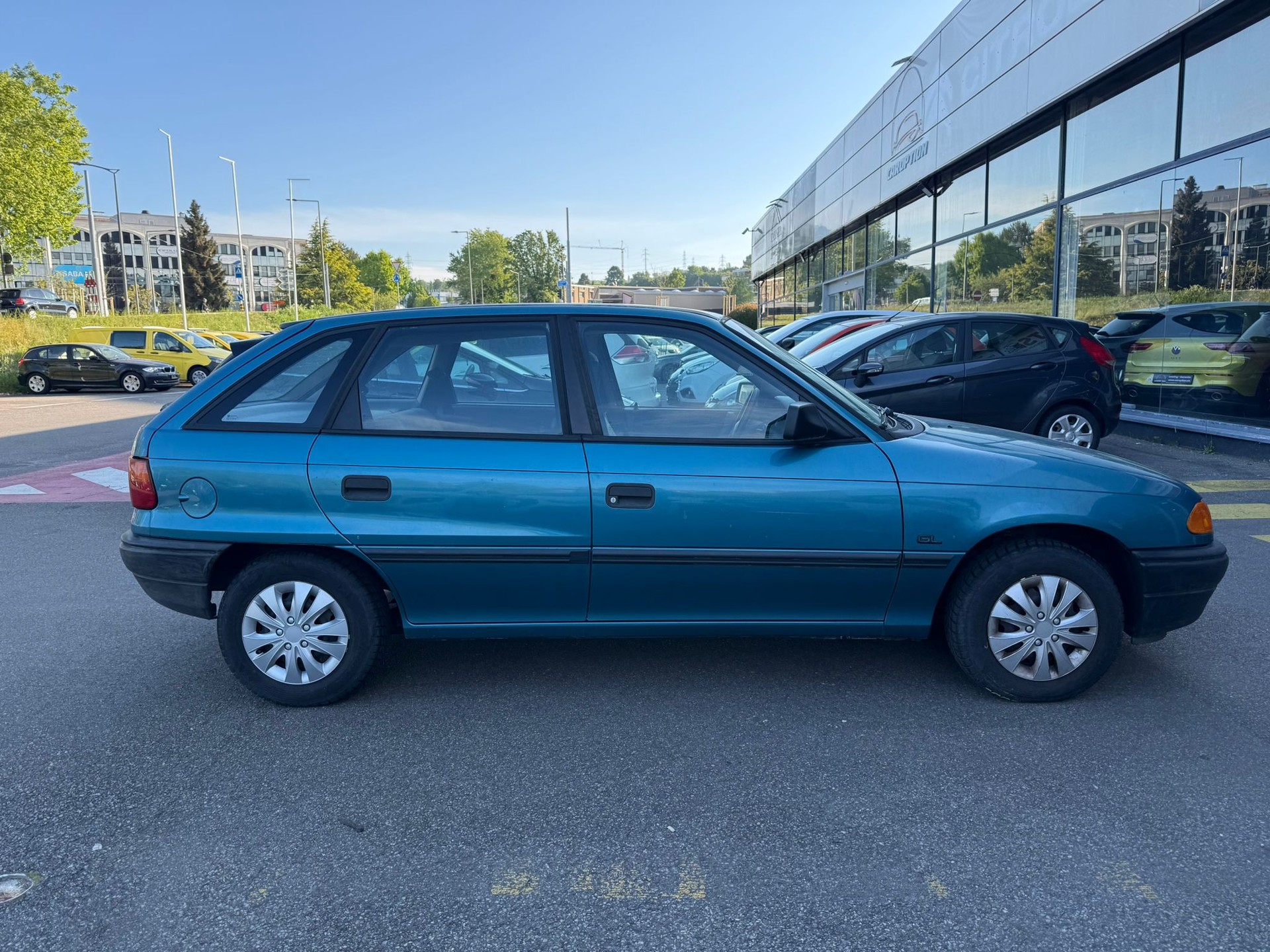 OPEL Astra 1.4i GLS-showroom-element-3