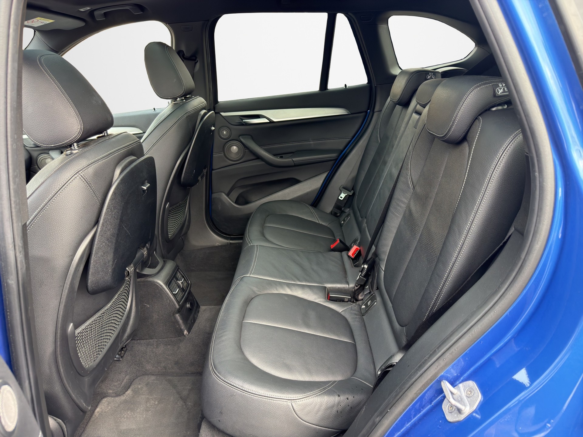 BMW X1 sDrive 18d M Sport Steptronic-image-10