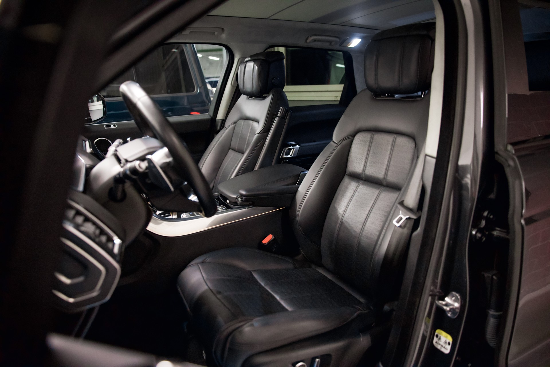 LAND ROVER Range Rover Sport P400e 2.0 Autobiography Dynamic *CH-Fahrzeug*-image-18