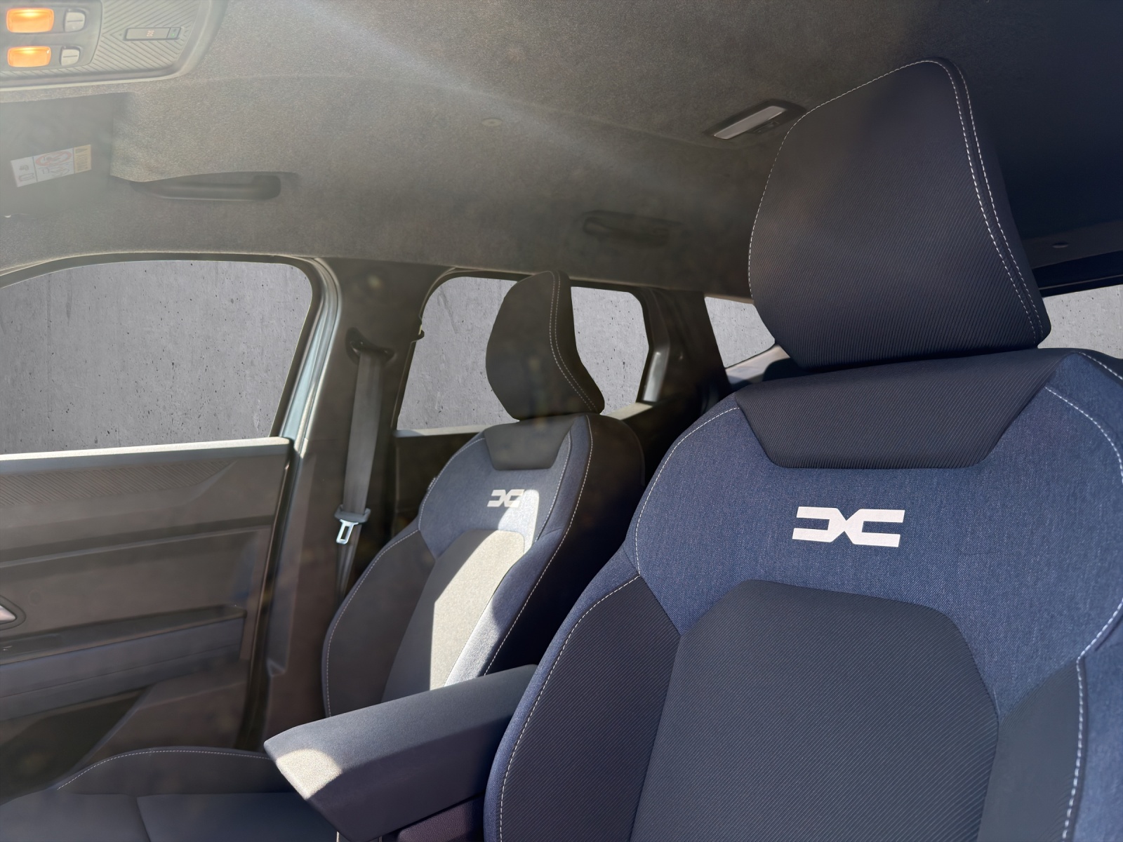 DACIA Duster 1.2 TCe Journey 4WD-image-14