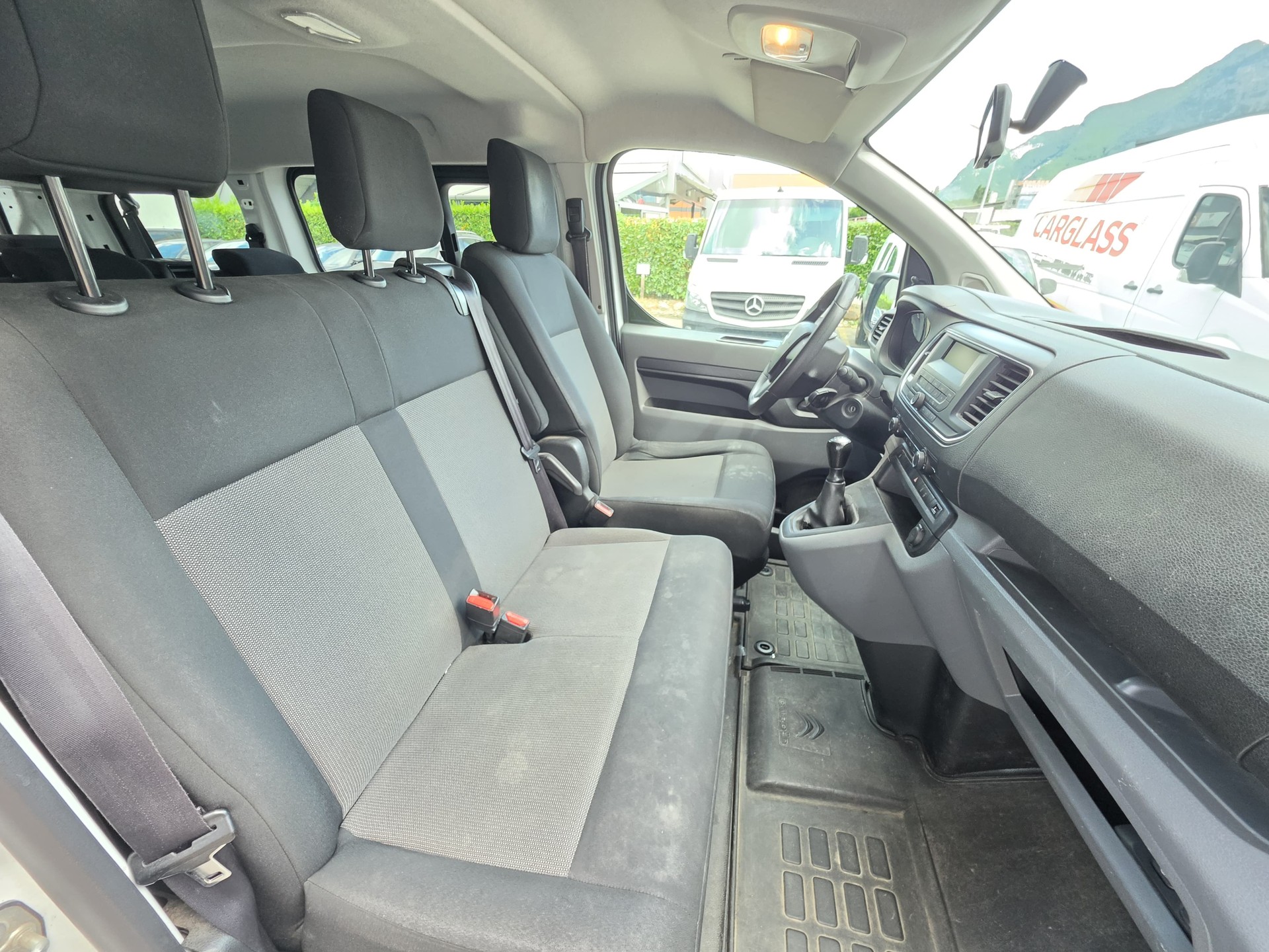 CITROEN Spacetourer 1.6 BlueHDi Feel M-image-9
