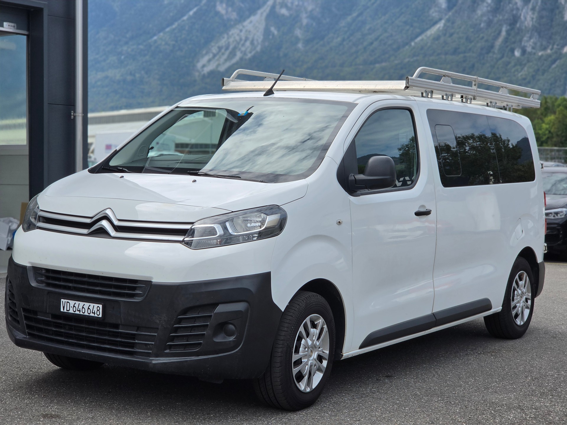 CITROEN Spacetourer 1.6 BlueHDi Feel M-showroom-element-2