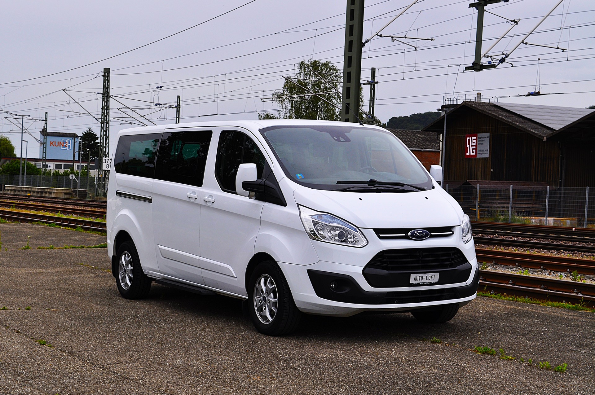 FORD Tourneo Custom 300 L2H1
