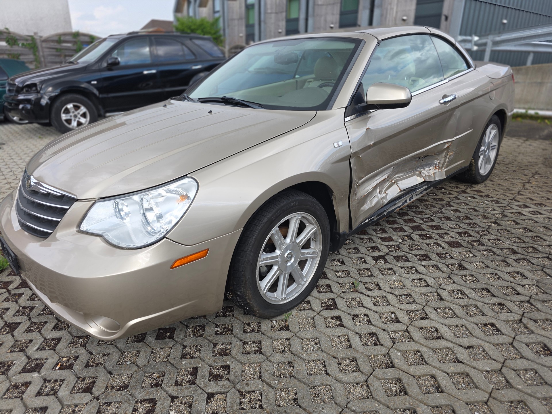 CHRYSLER Sebring 2.7 V6 Limited Automatic,fahrerseite Unfallschaden-image-10
