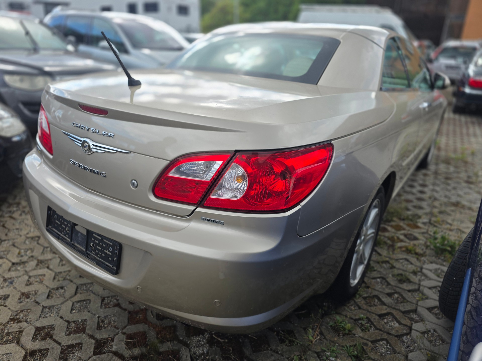CHRYSLER Sebring 2.7 V6 Limited Automatic,fahrerseite Unfallschaden-image-1