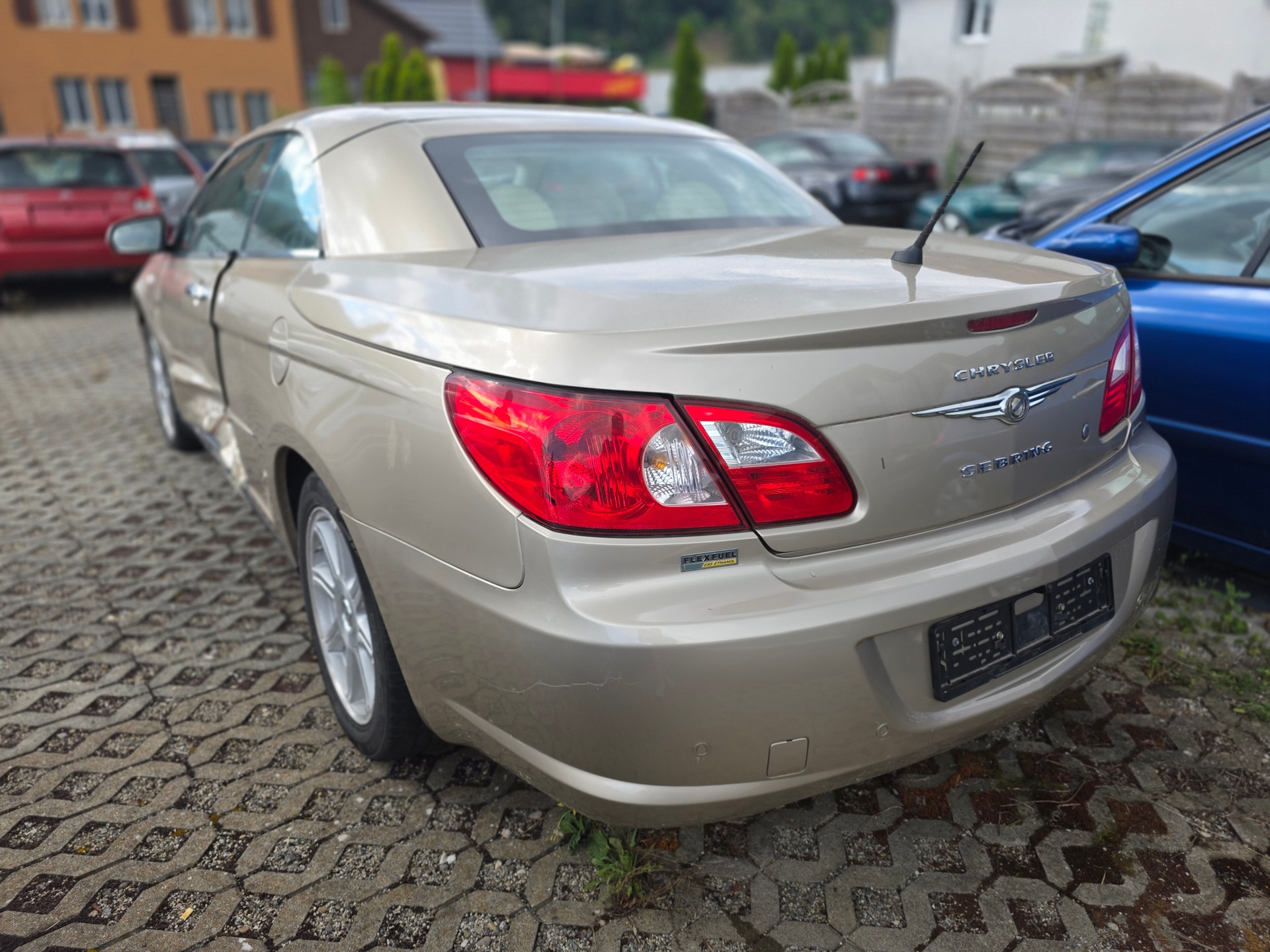 CHRYSLER Sebring 2.7 V6 Limited Automatic,fahrerseite Unfallschaden-image-12