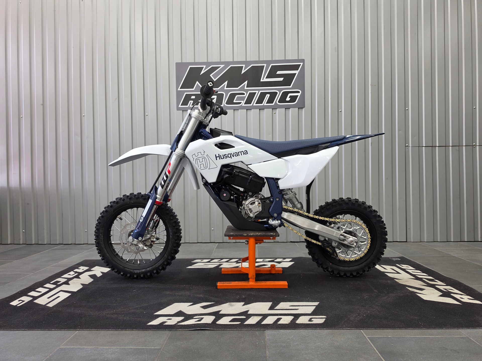 HUSQVARNA EE 5-image-13