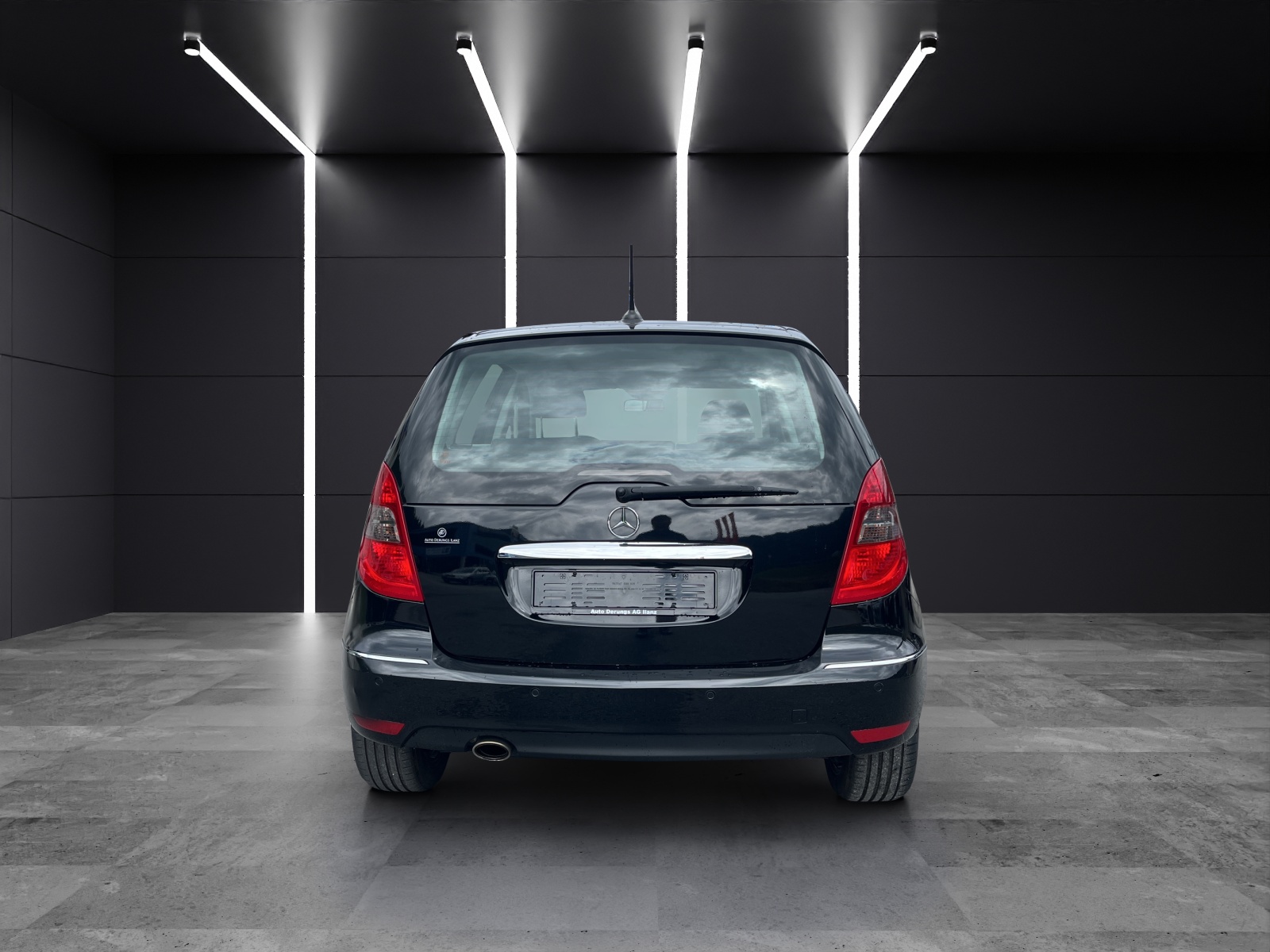 MERCEDES-BENZ A 170 Classic Edition A-showroom-element-3