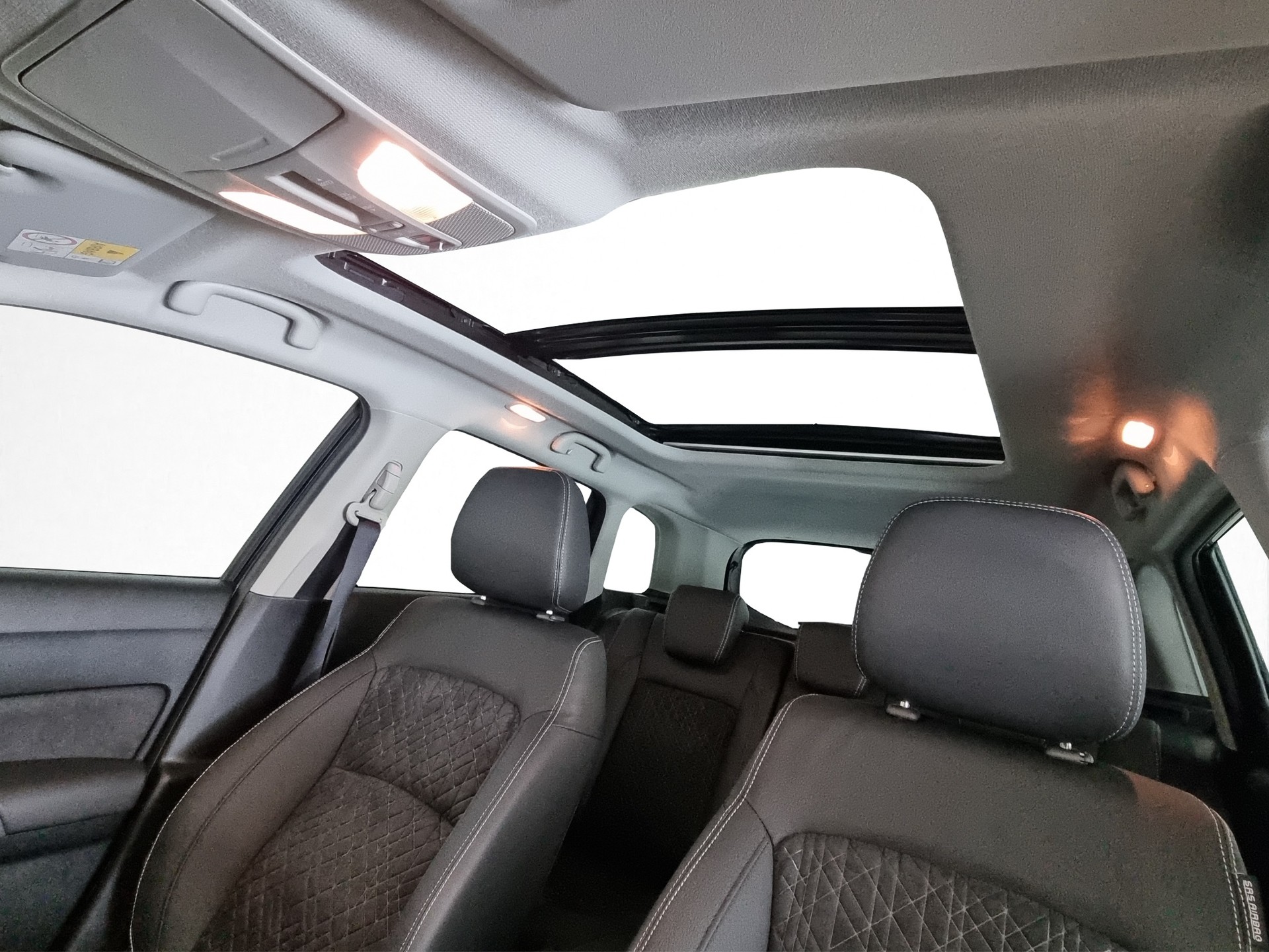 SUZUKI Vitara 1.4 Compact Top Hyb. 4x4 AT-image-12