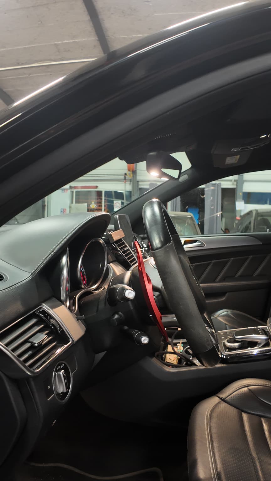MERCEDES-BENZ GLE Coupé 63 S AMG 4Matic Speedshift-image-4