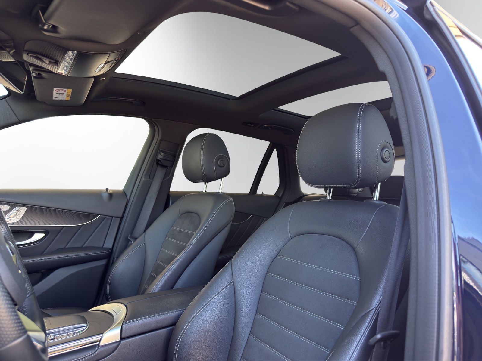 MERCEDES-BENZ GLC 200 AMG Line 4Matic-image-9