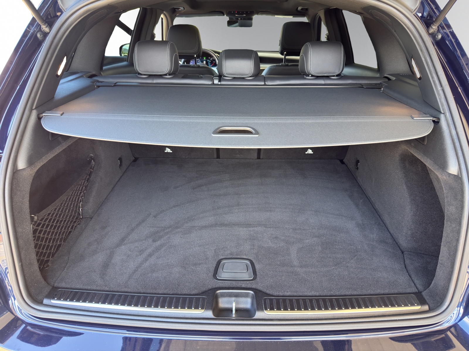 MERCEDES-BENZ GLC 200 AMG Line 4Matic-image-6