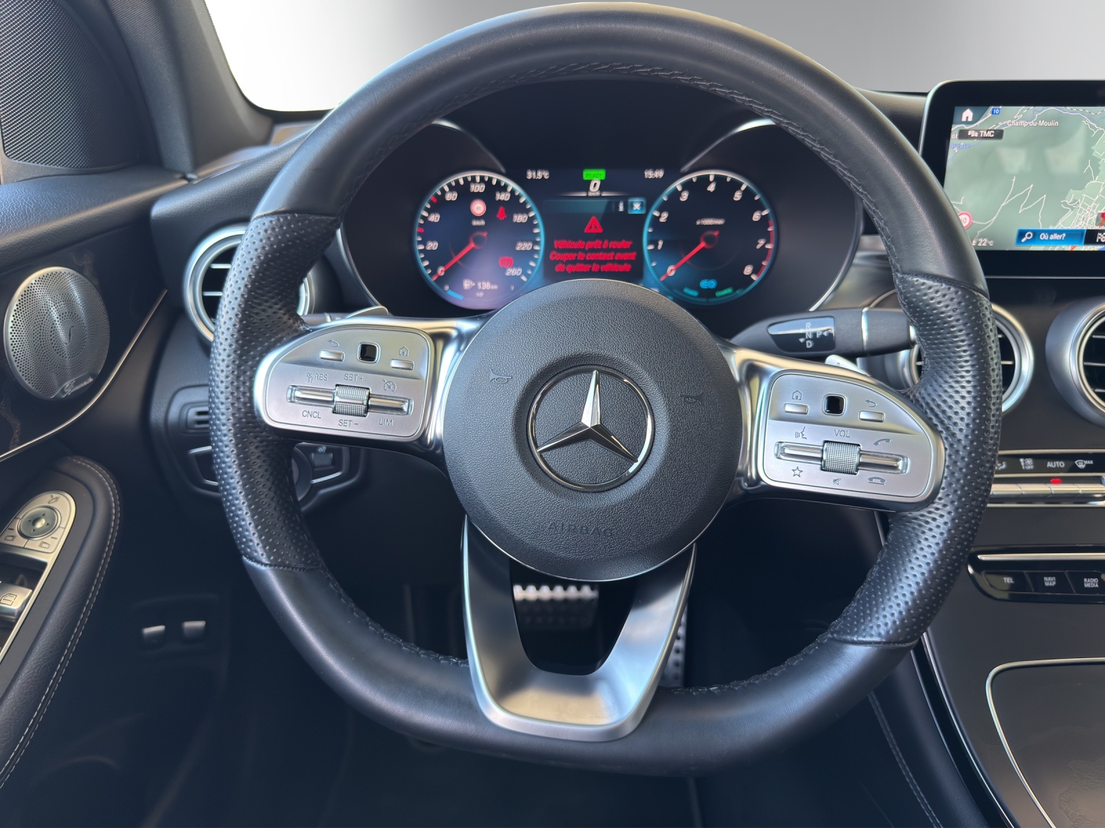 MERCEDES-BENZ GLC 200 AMG Line 4Matic-image-13