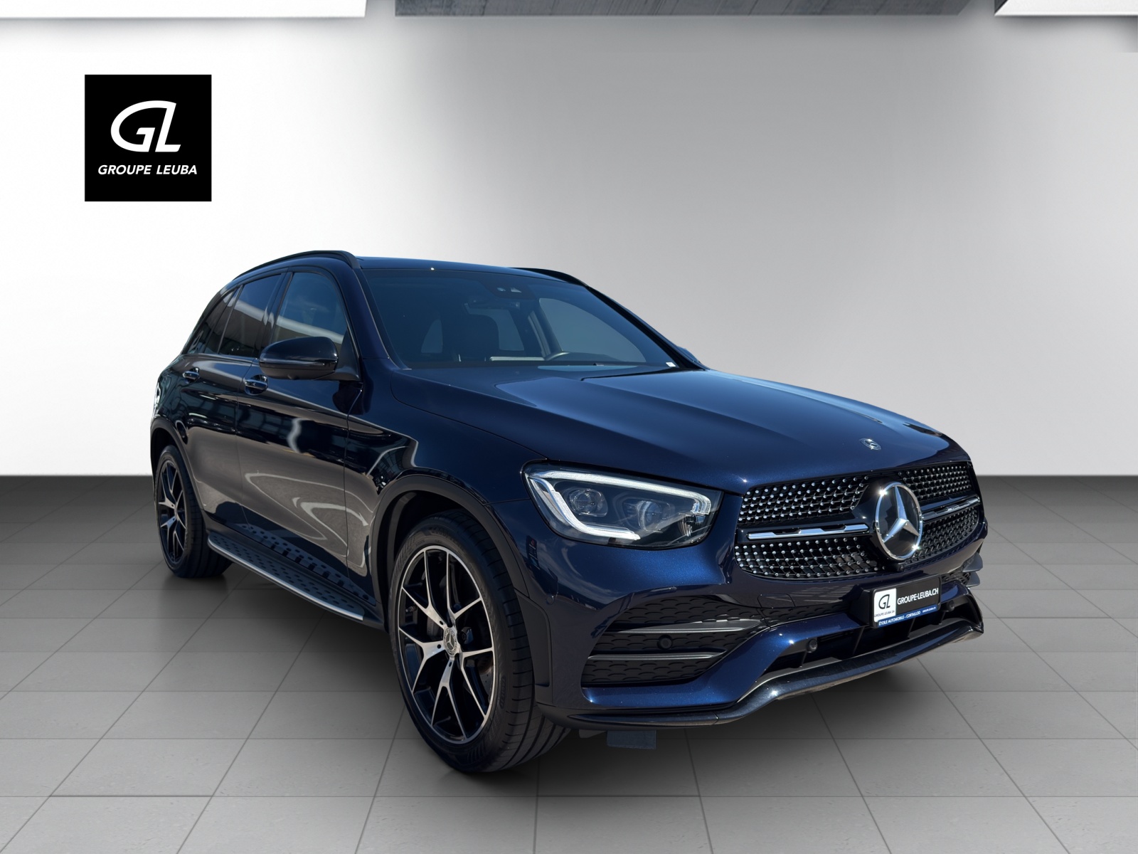 MERCEDES-BENZ GLC 200 AMG Line 4Matic