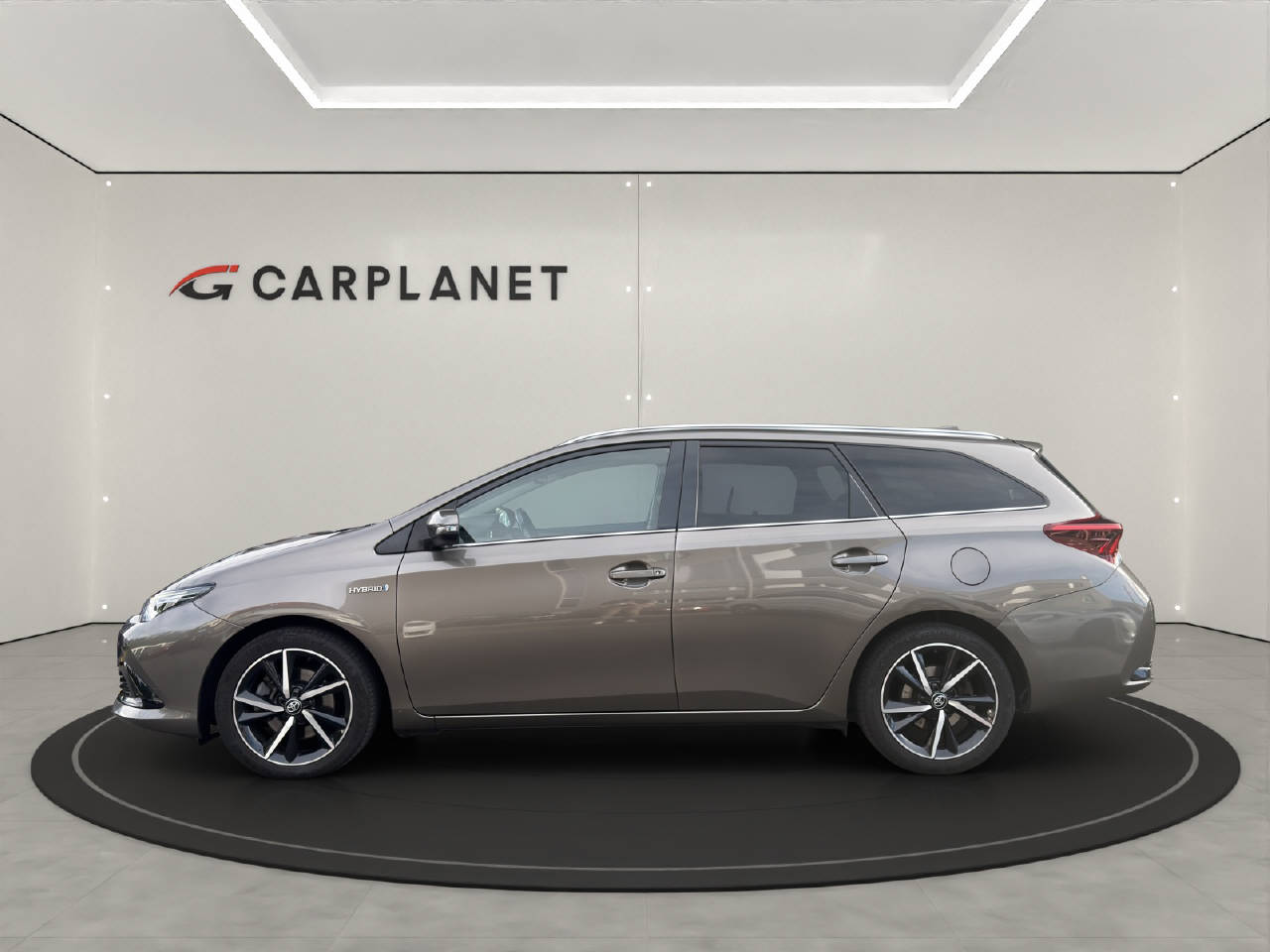 TOYOTA Auris Touring Sports 1.8 HSD T-showroom-element-1