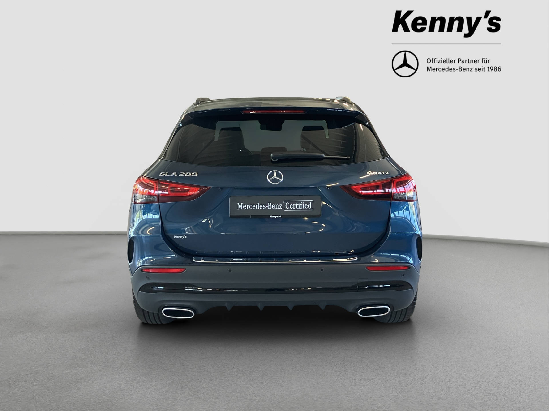 MERCEDES-BENZ GLA 200 AMG Line 4MATIC-image-4