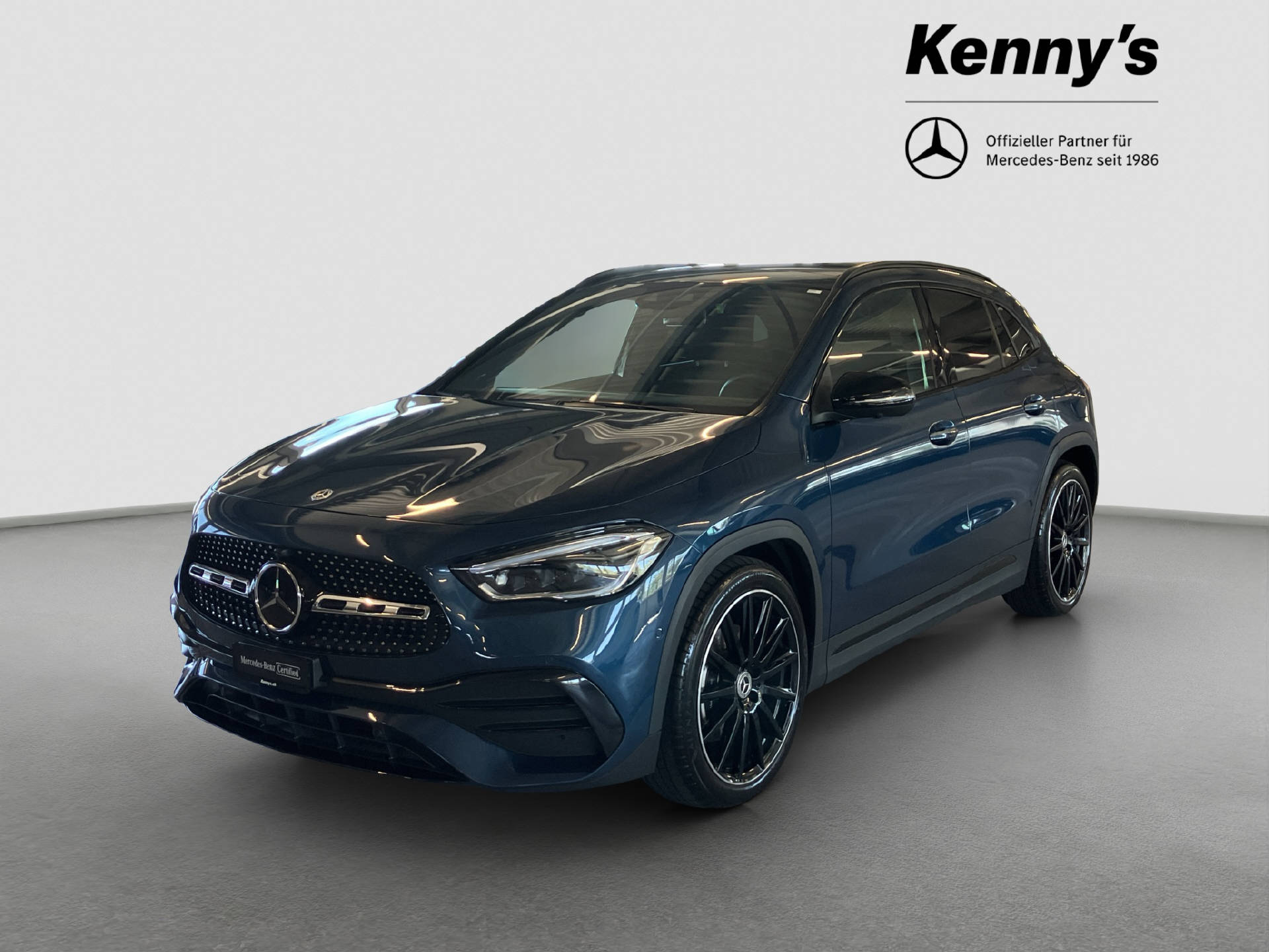 MERCEDES-BENZ GLA 200 AMG Line 4MATIC