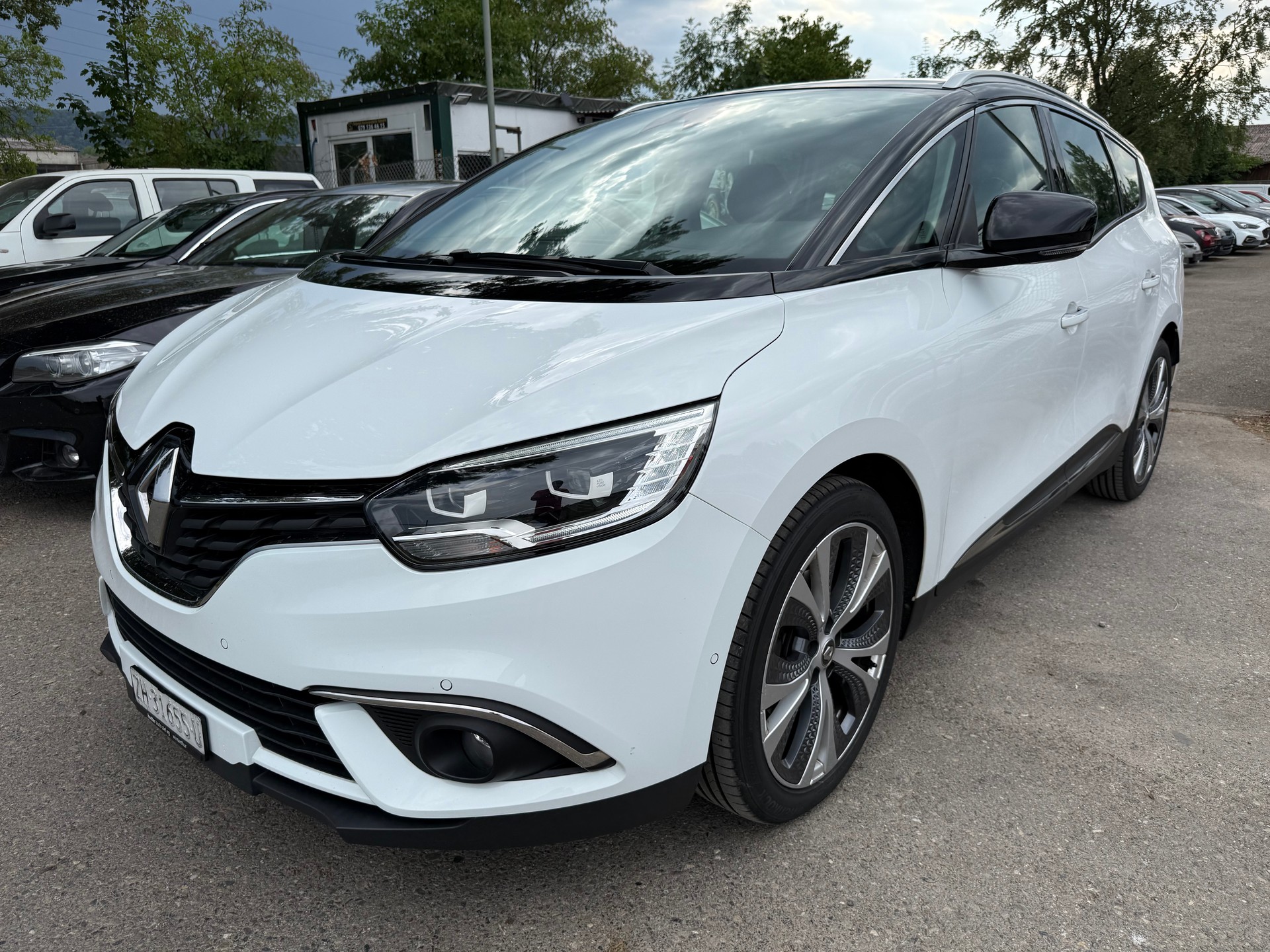 RENAULT Grand Scénic 1.3 16V Turbo Intens EDC-image-2