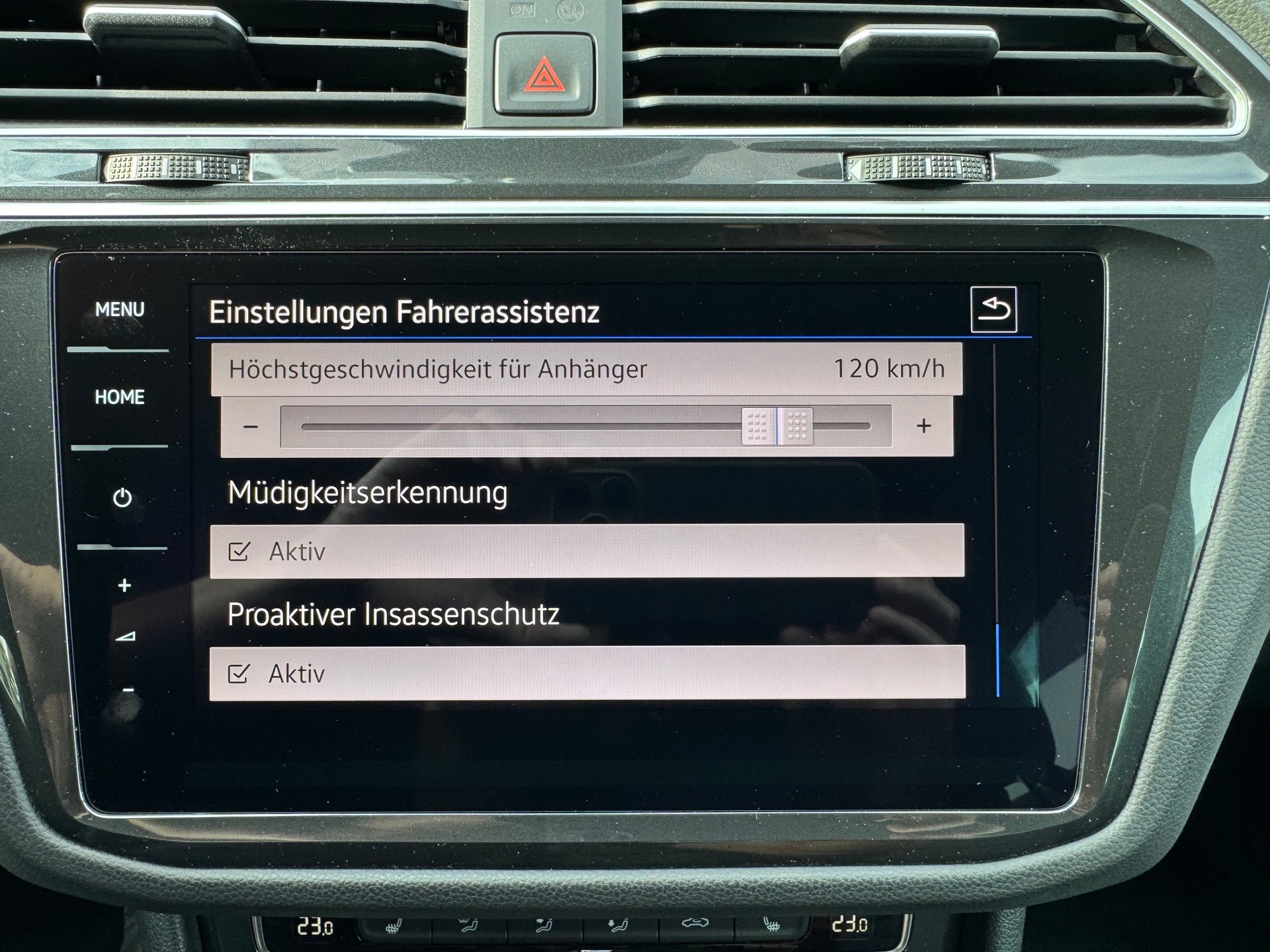 VW Tiguan 2.0 TDI SCR R-Line 4Motion DSG-image-15