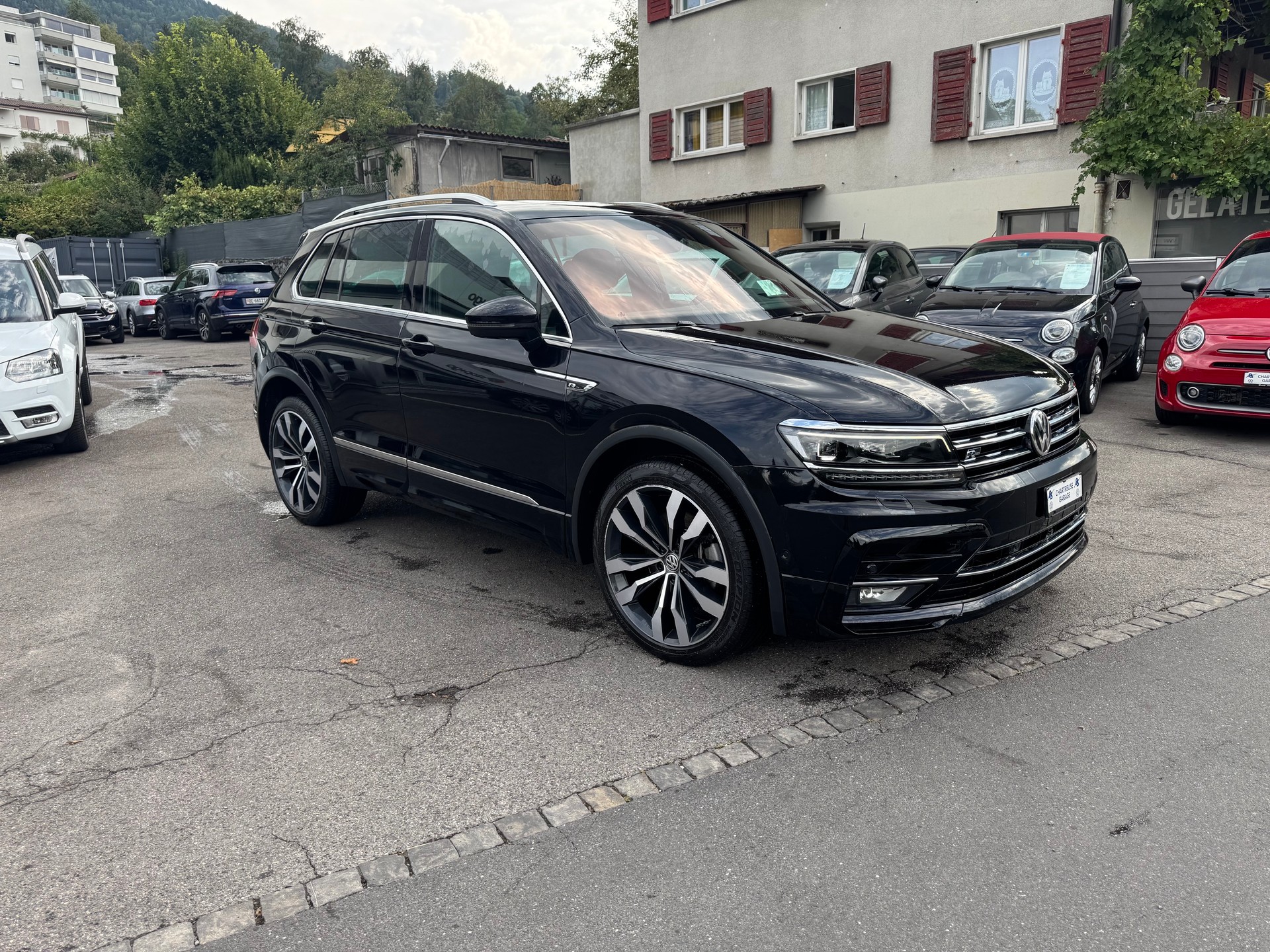 VW Tiguan 2.0 TDI SCR R-Line 4Motion DSG-showroom-element-3