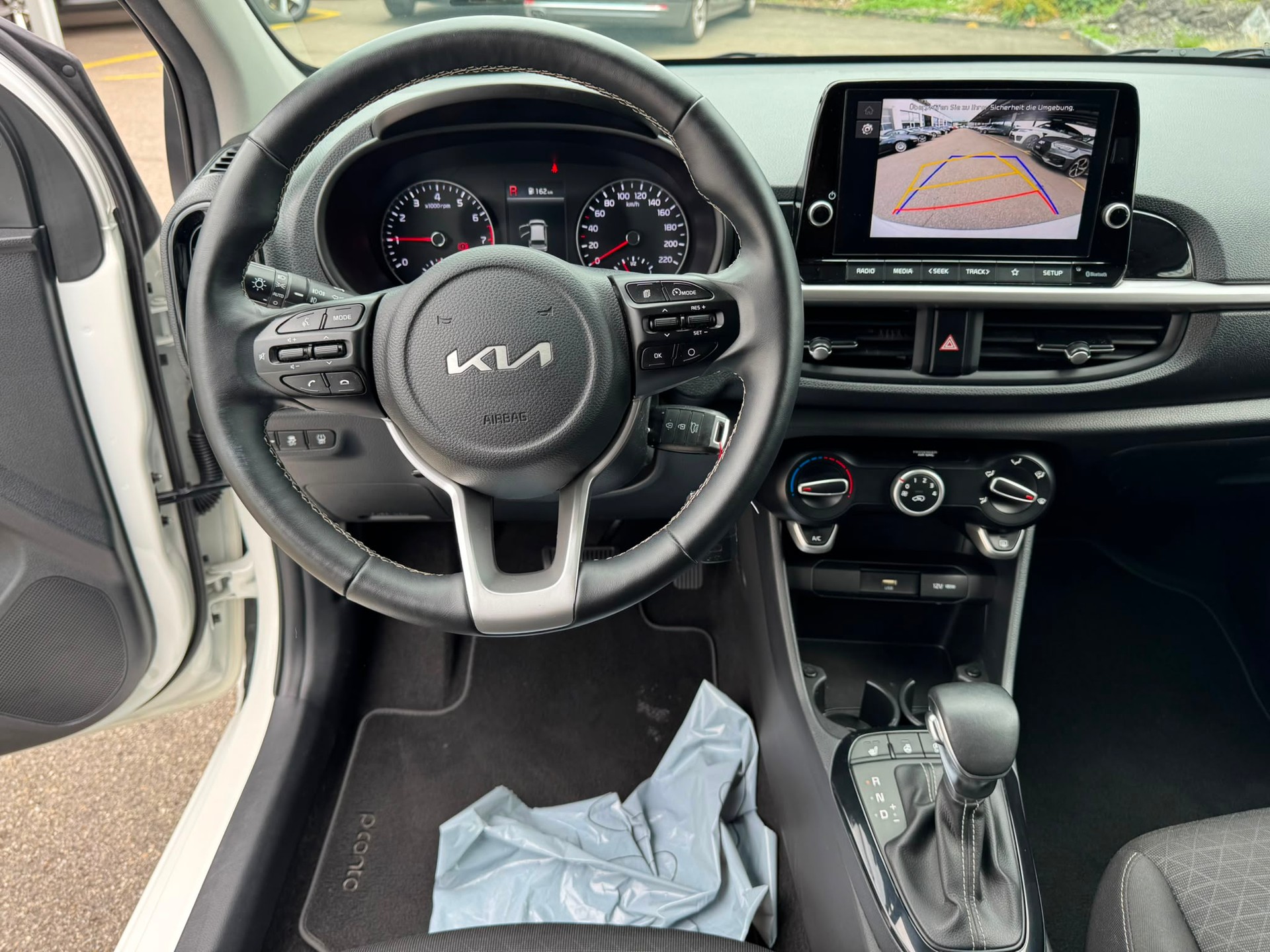 KIA Picanto 1.0 CVVT First Edition AMT-image-10