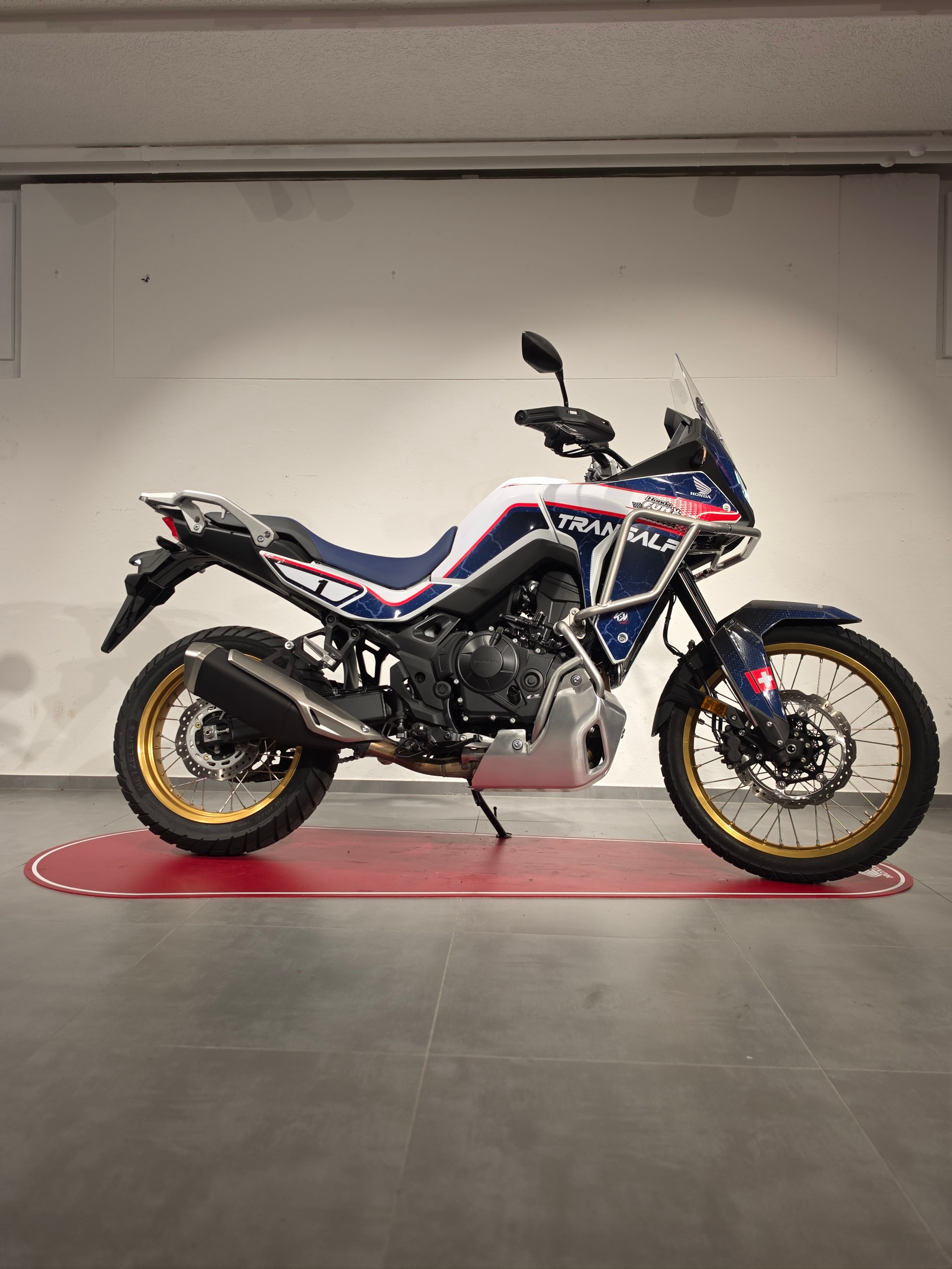 HONDA XL 750 Transalp-image-0