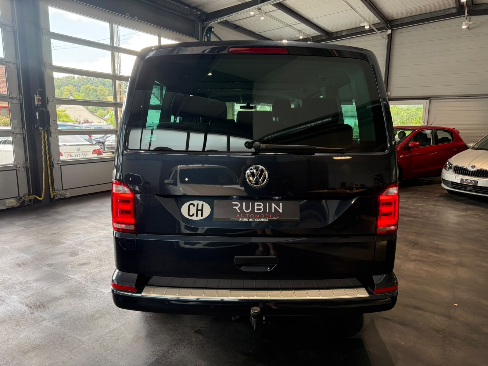 VW T6 Multivan 2.0 TDI Trendline 4Motion DSG-showroom-element-3