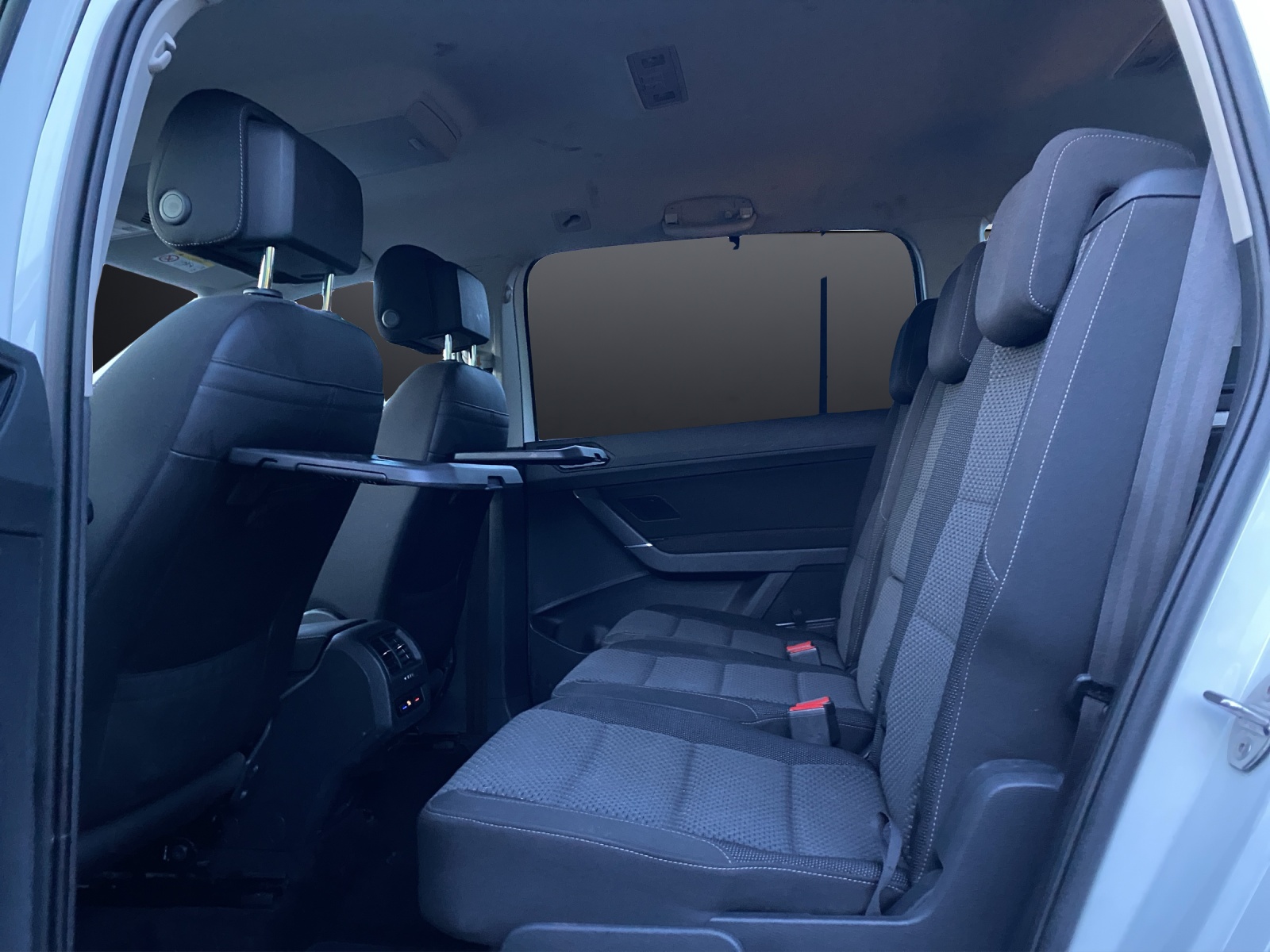 VW Touran 1.5 Benzin TSI 150-PS DSG-Automat 7-Plätzer Frisch MFK & ab Service Schweizer Fahrzeug aus erster Schweizer Hand-image-10