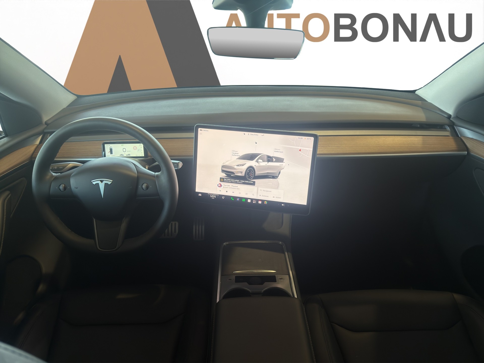 TESLA Model Y Performance D-image-11