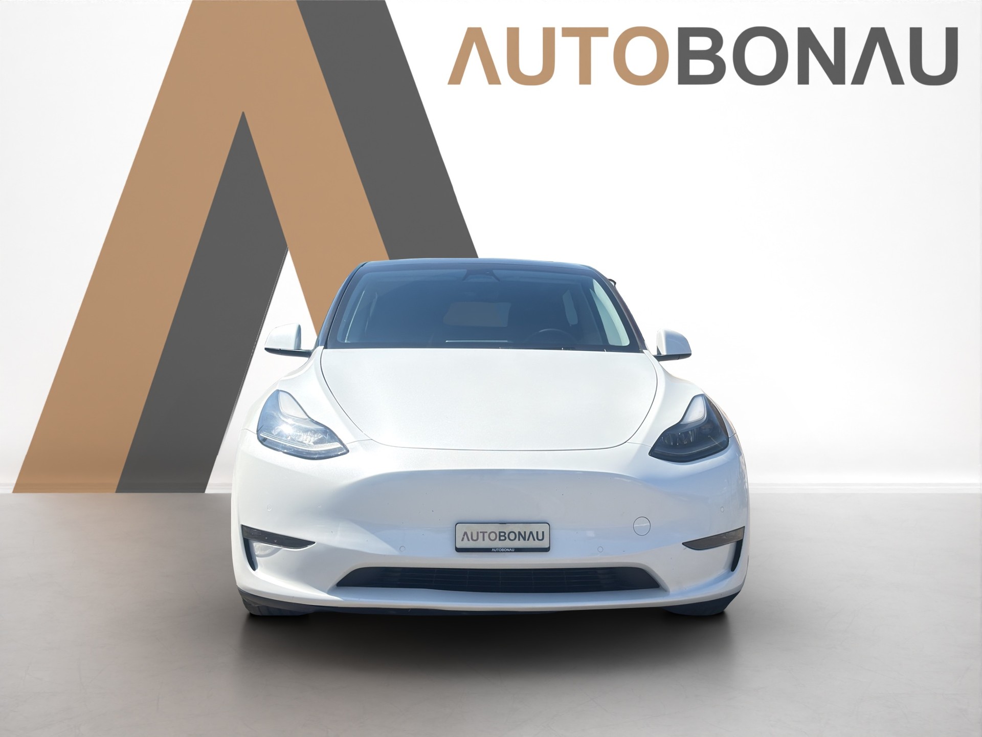 TESLA Model Y Performance D-image-60