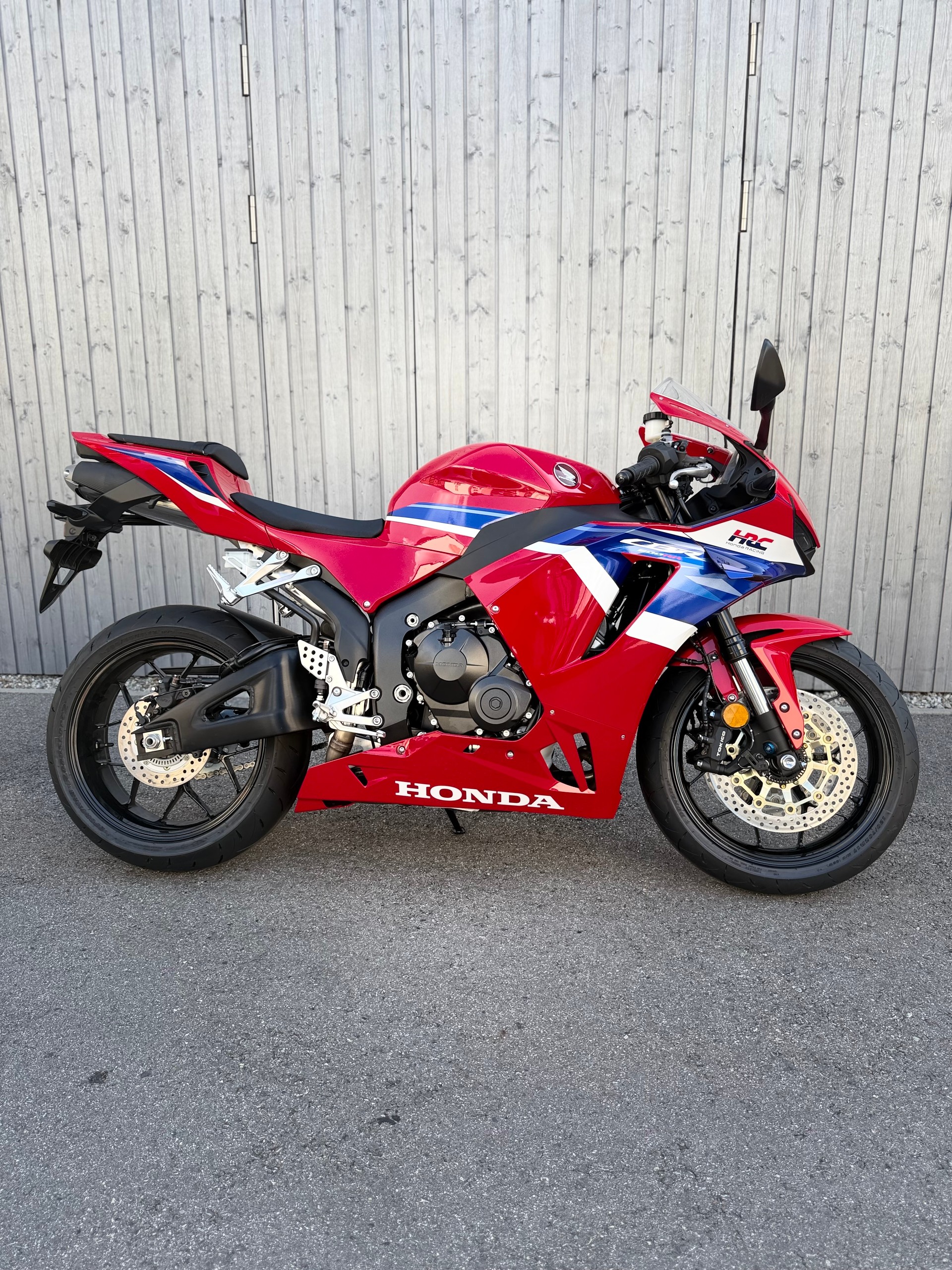 HONDA CBR 600 RR-image-0