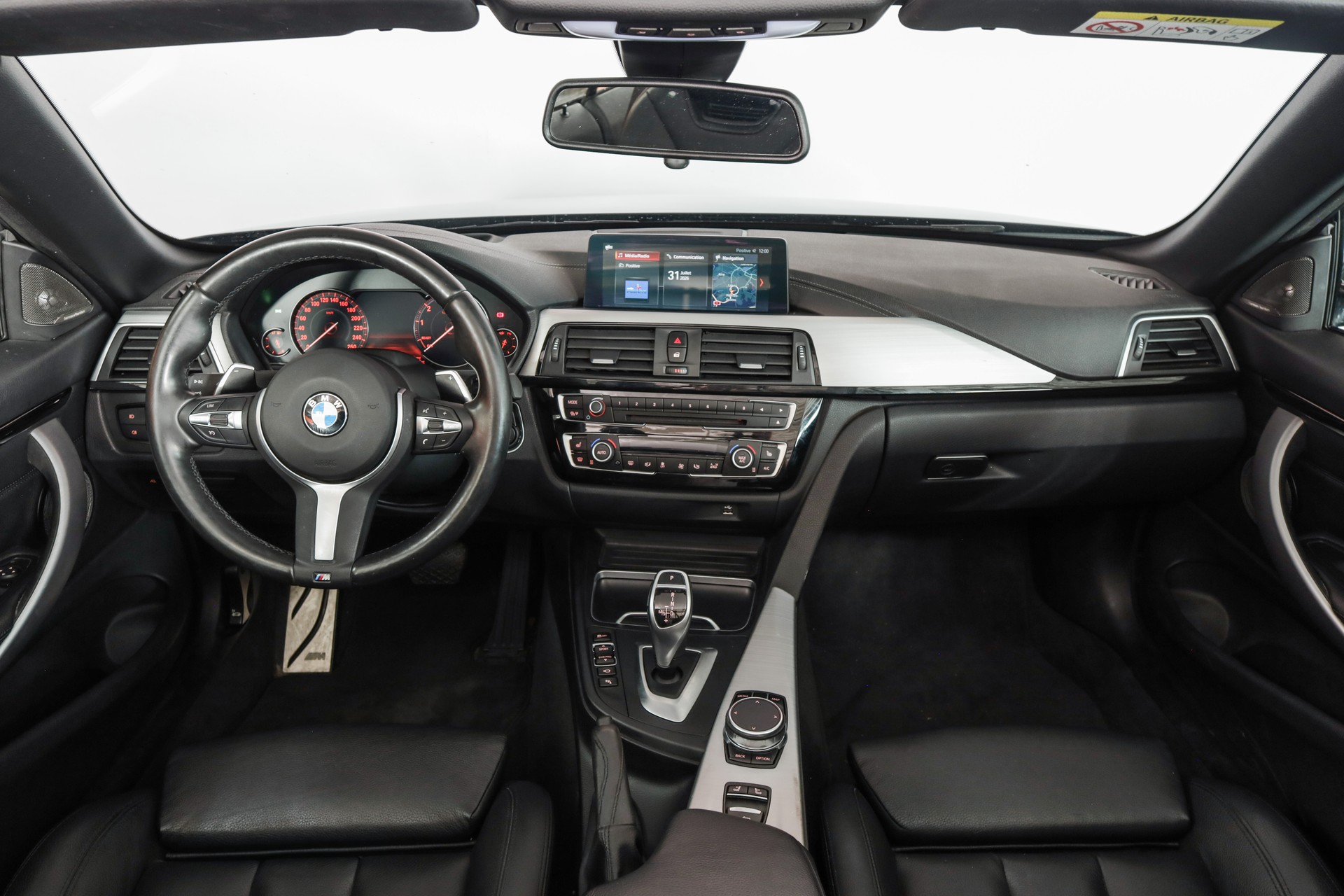 BMW 440i Cabriolet xDrive M Sport Steptronic-image-13