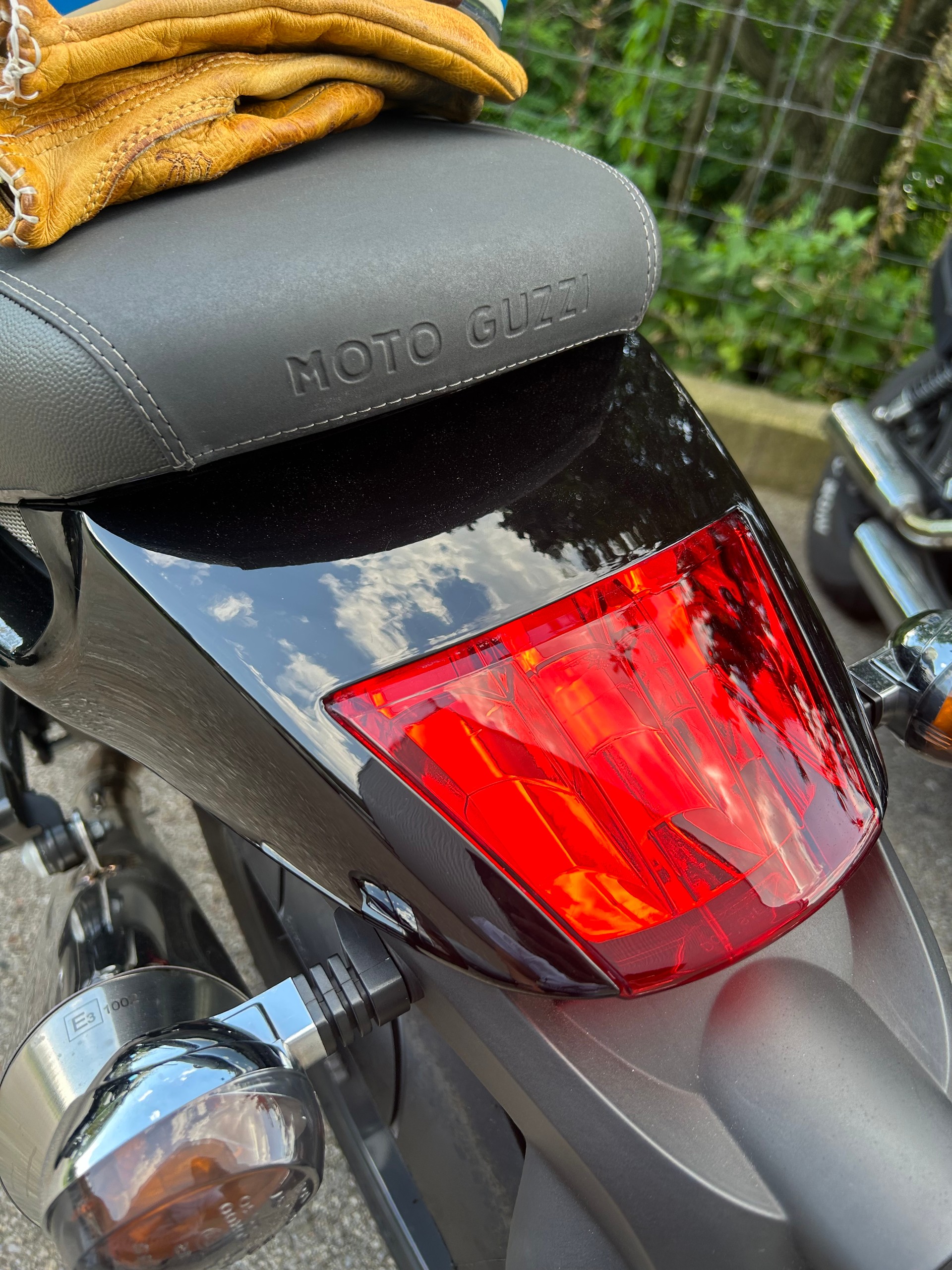 MOTO GUZZI Griso 1100-image-11