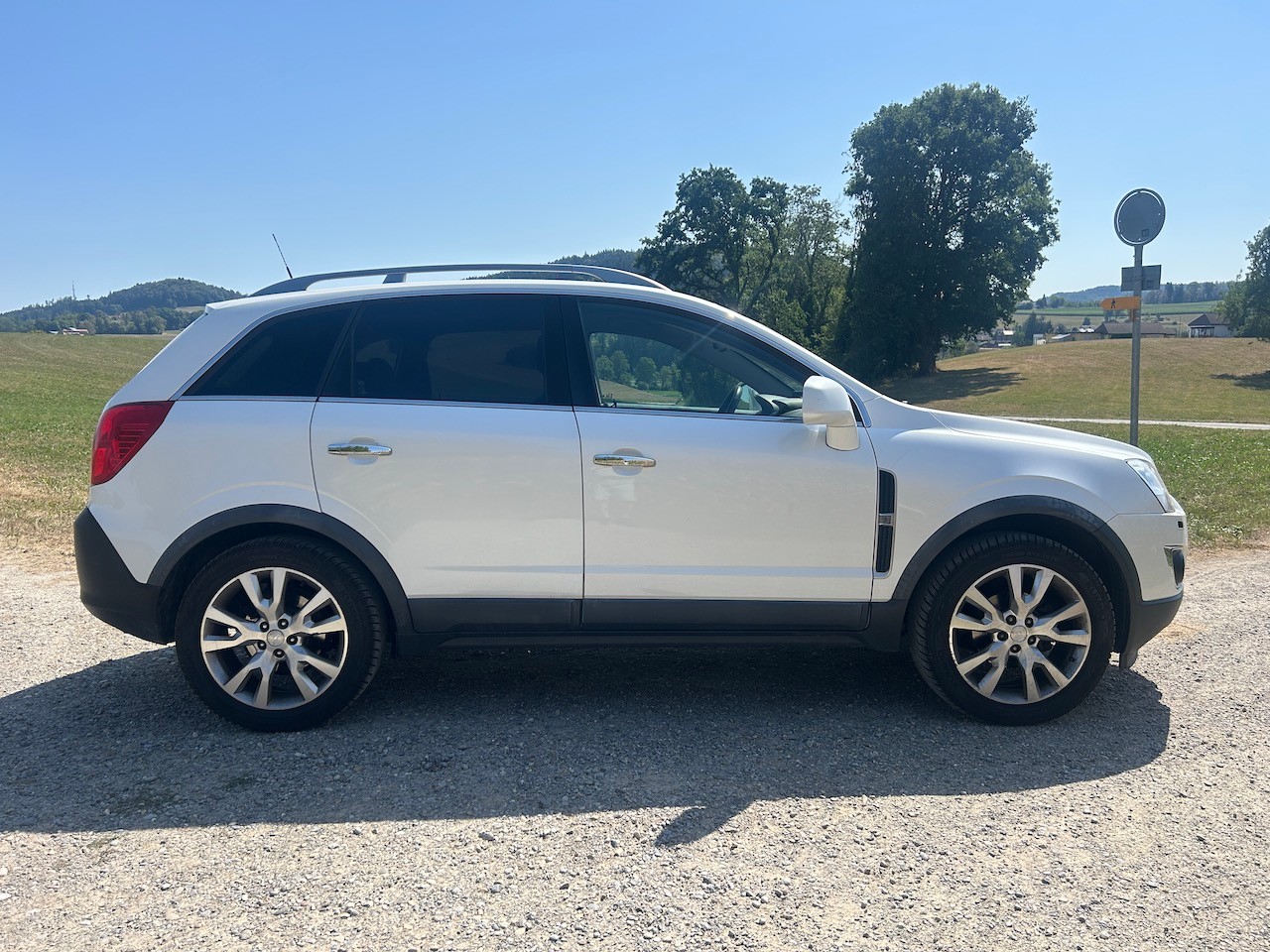 OPEL Antara 2.2 CDTi Cosmo 4WD Automatic-image-4