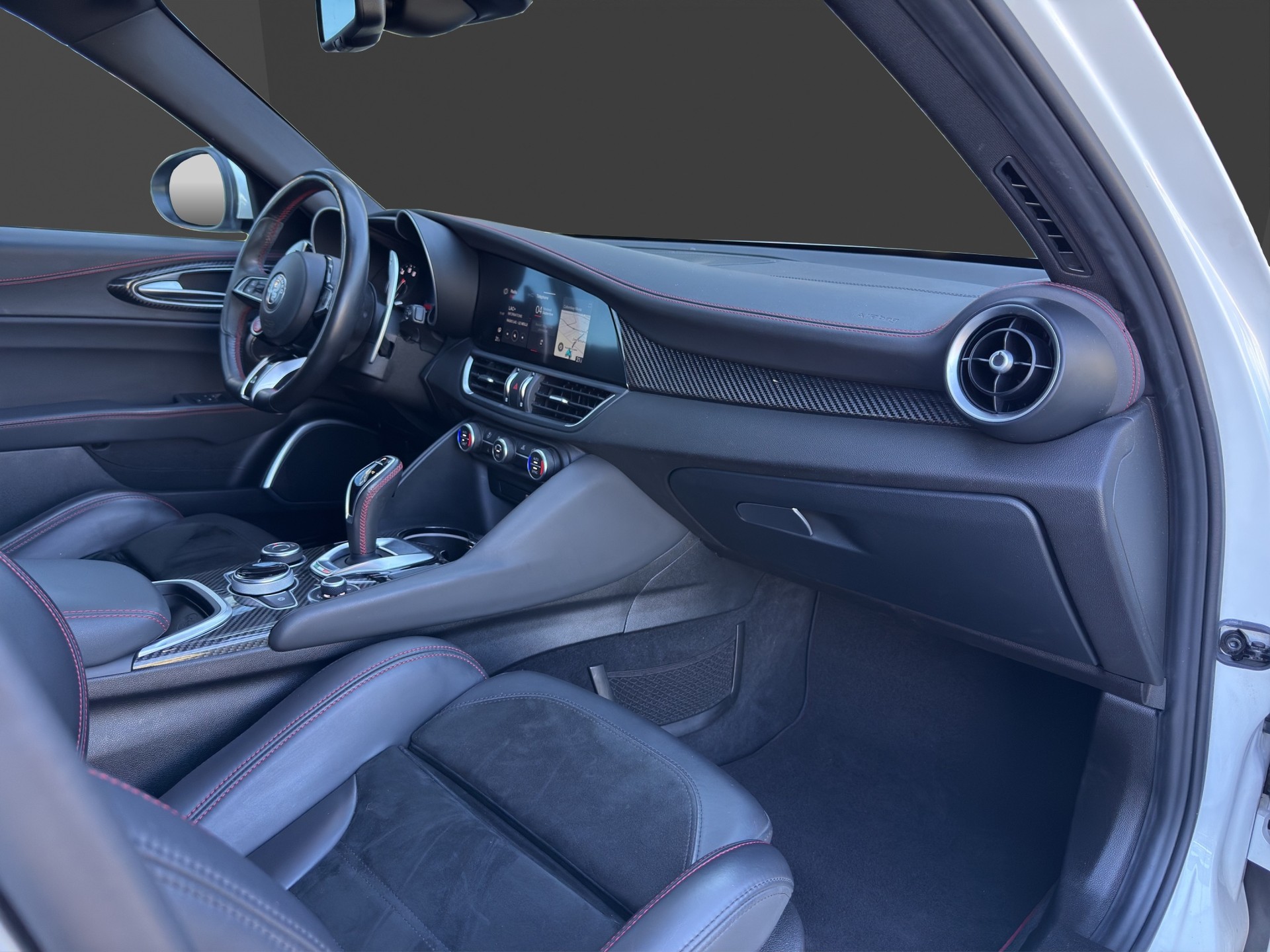 ALFA ROMEO Giulia 2.9 V6 Quadrifoglio Automatic-image-16