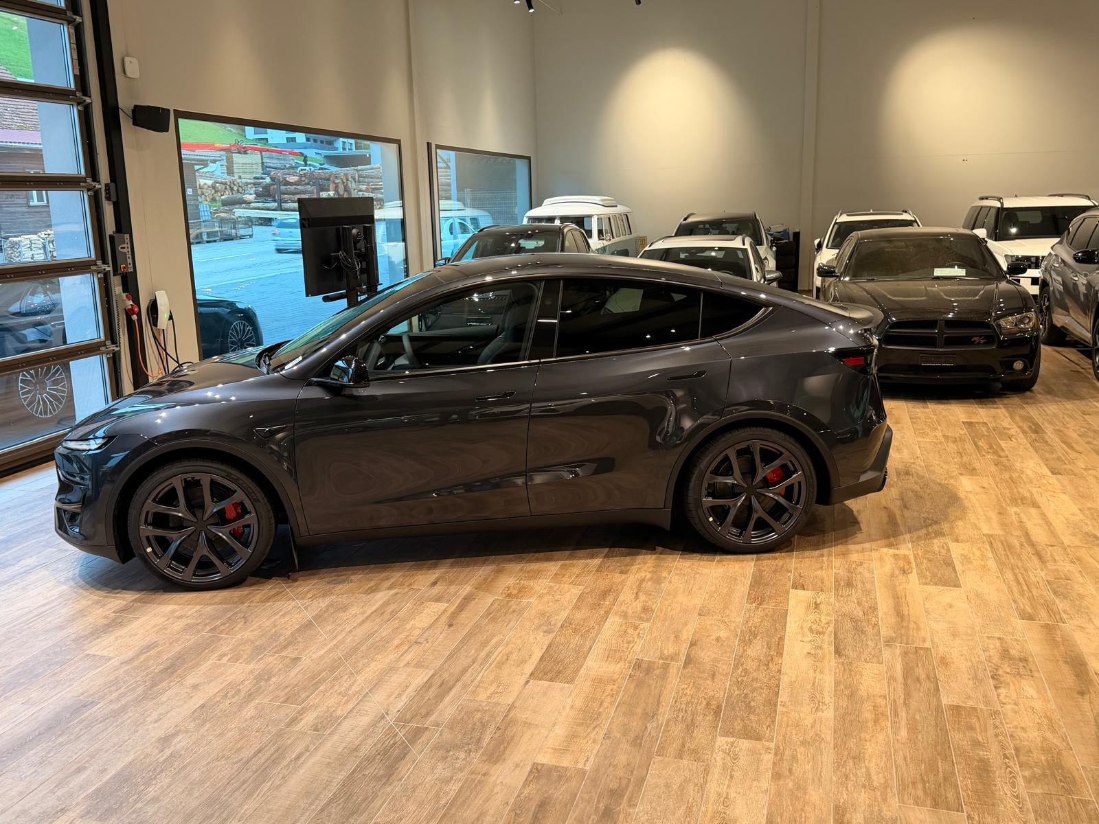 TESLA Model Y Performance AWD 🔥AHK🔥-image-15