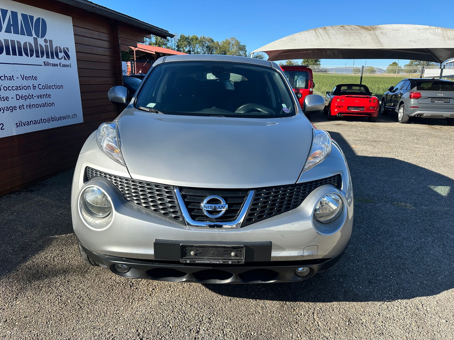 NISSAN Juke 1.6 tekna Xtronic CVT-showroom-element-1