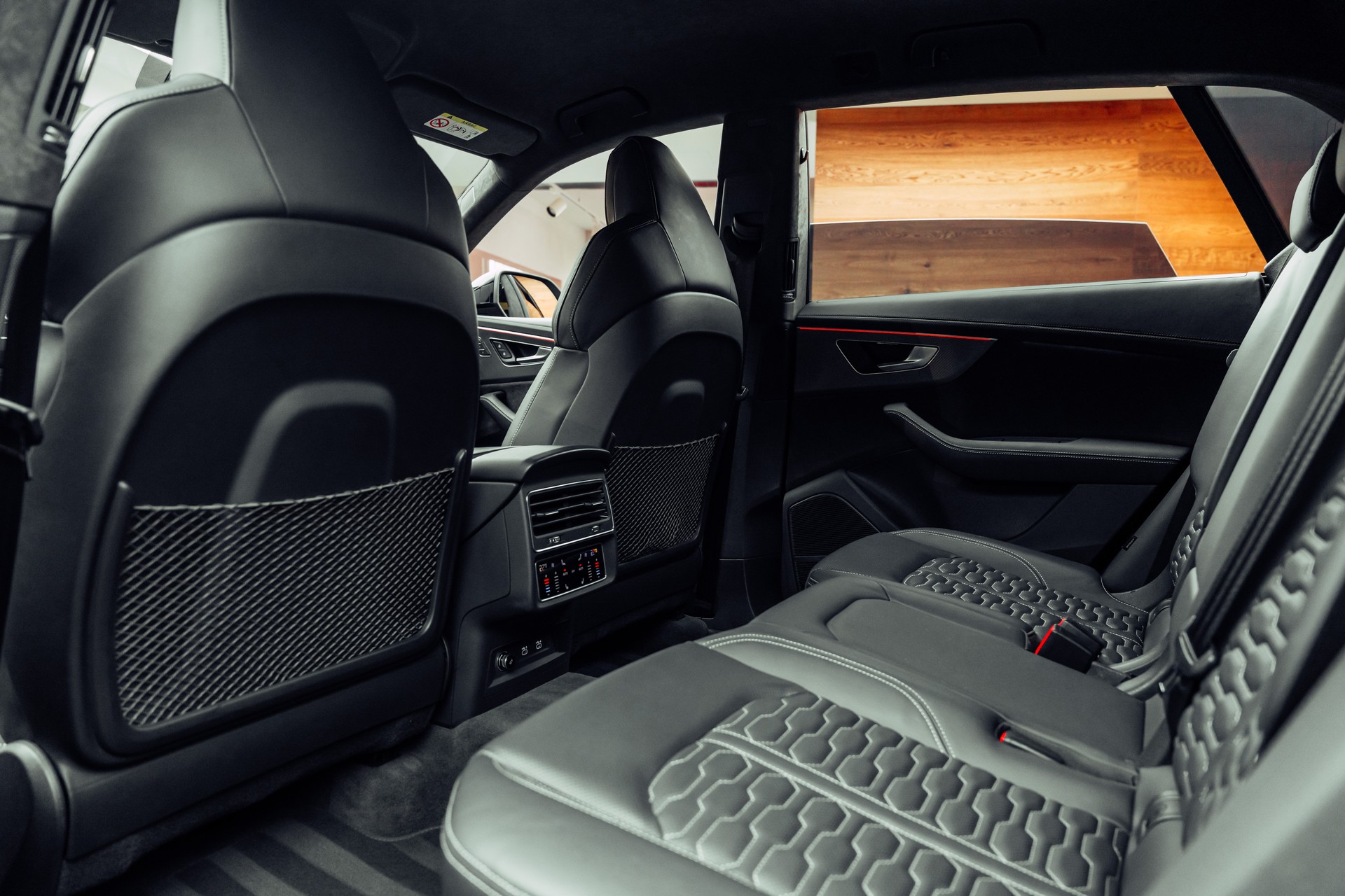 AUDI RSQ8 quattro tiptronic-image-7